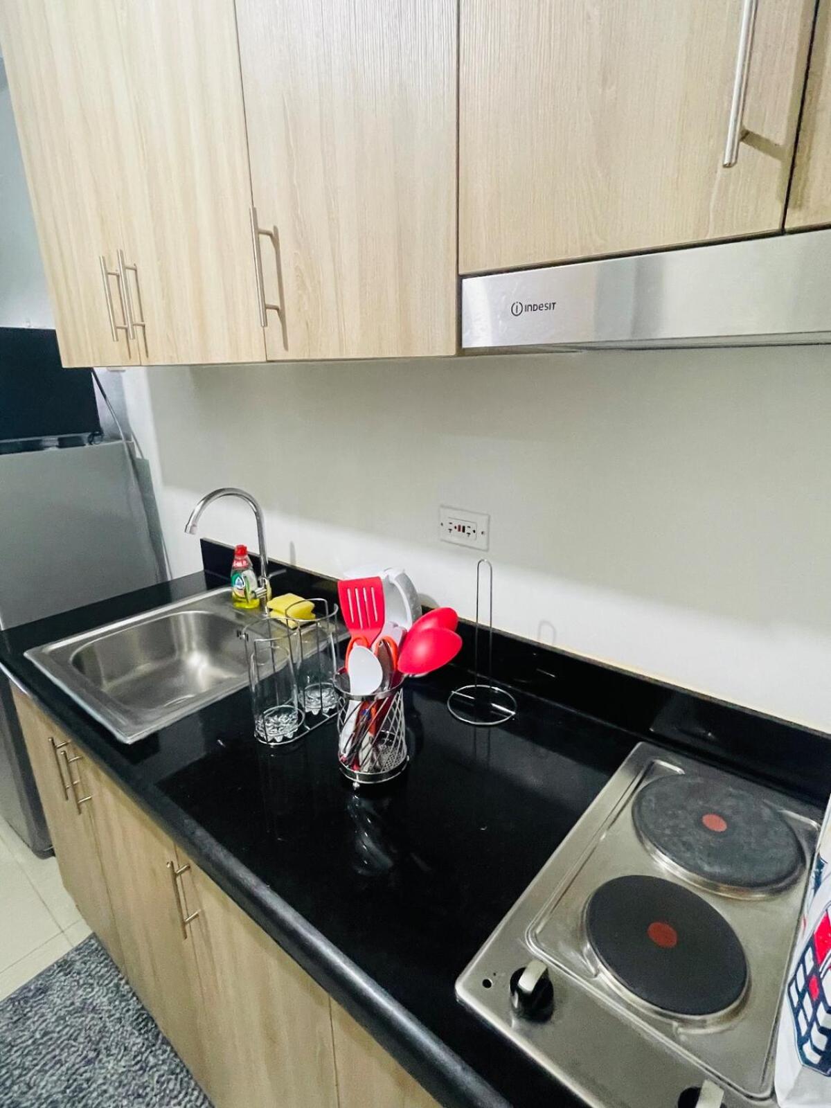 Shore 2 Residences Moa Pasay
