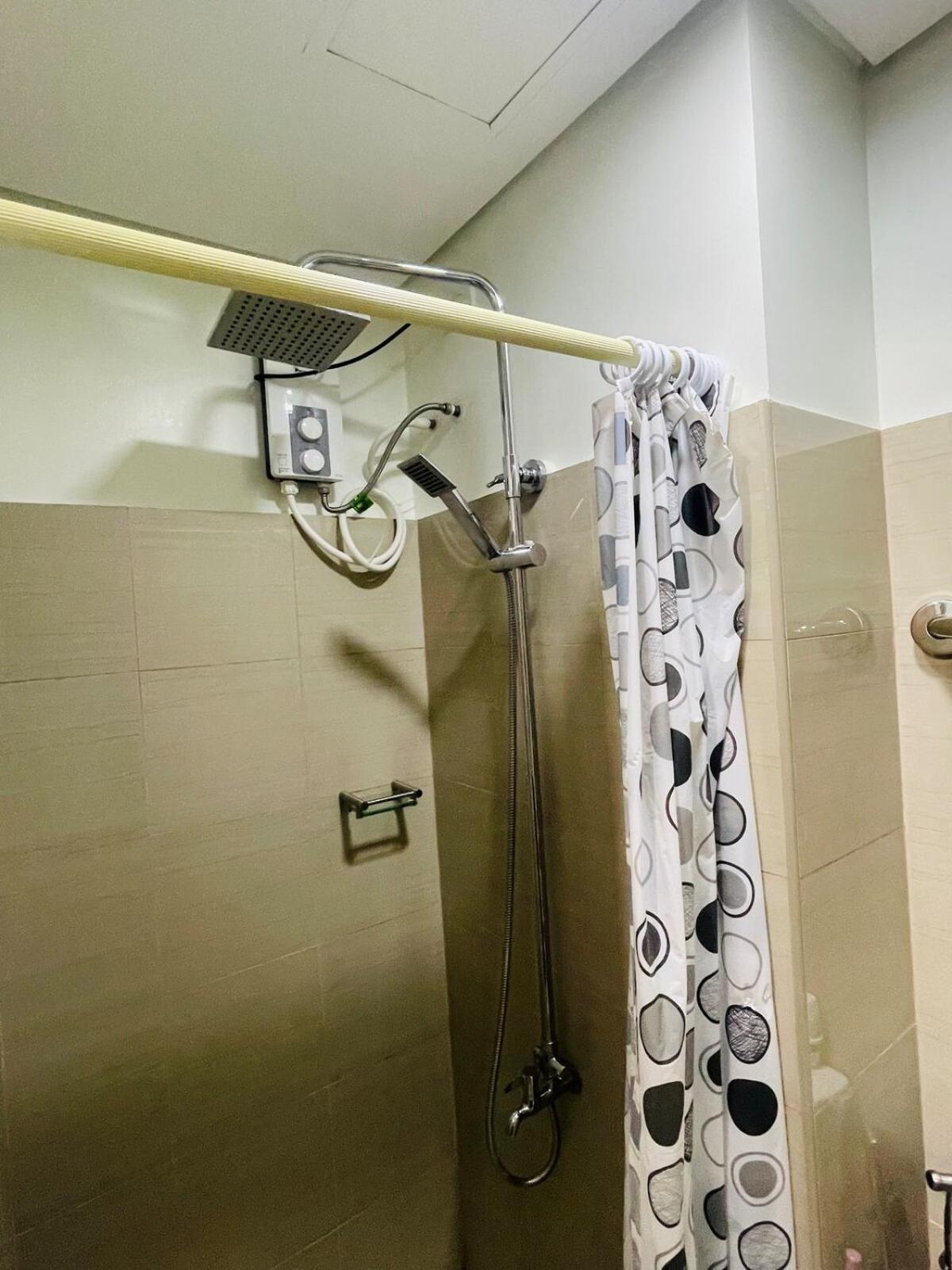 Shore 2 Residences Moa Pasay