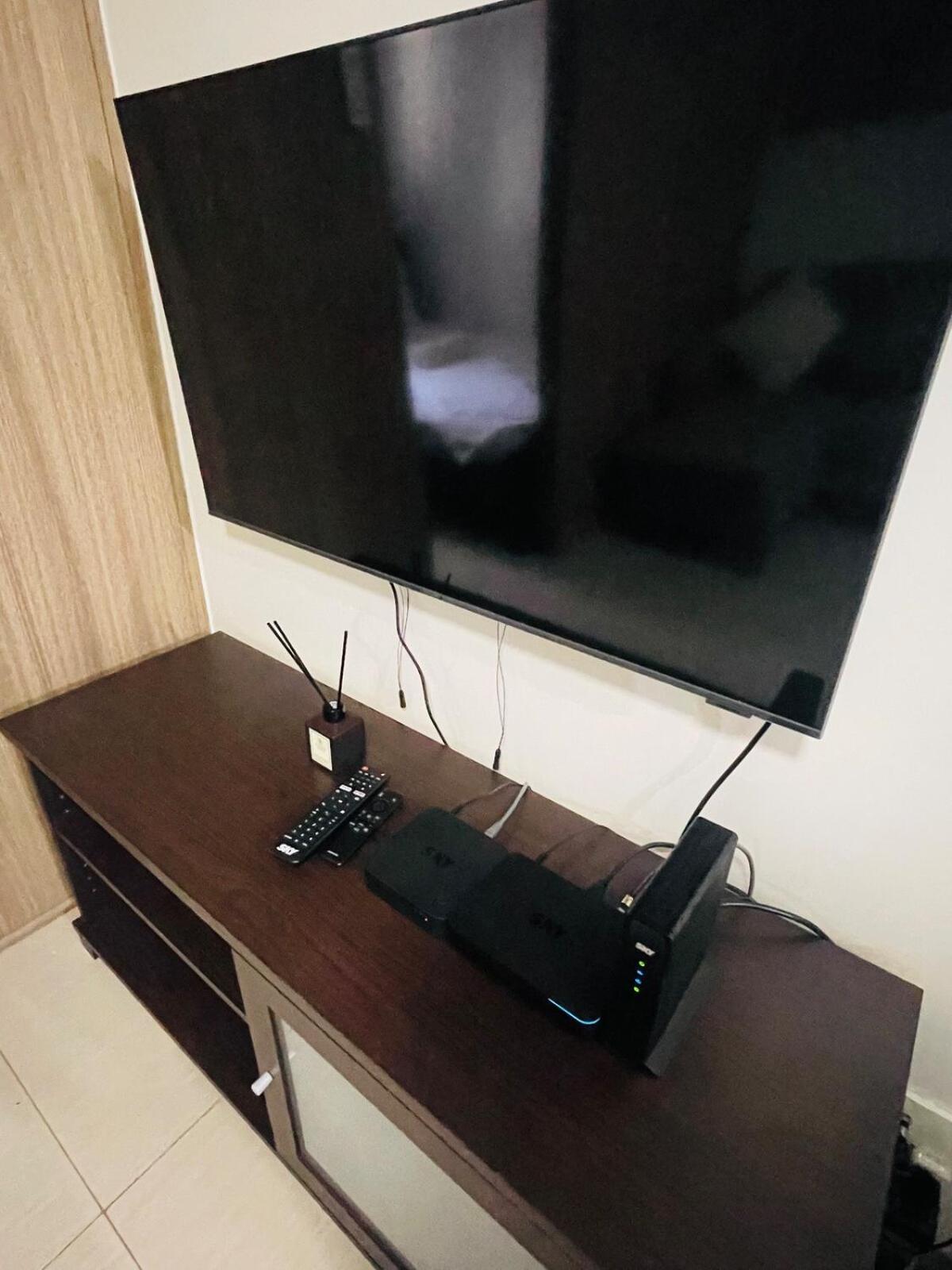 Shore 2 Residences Moa Pasay
