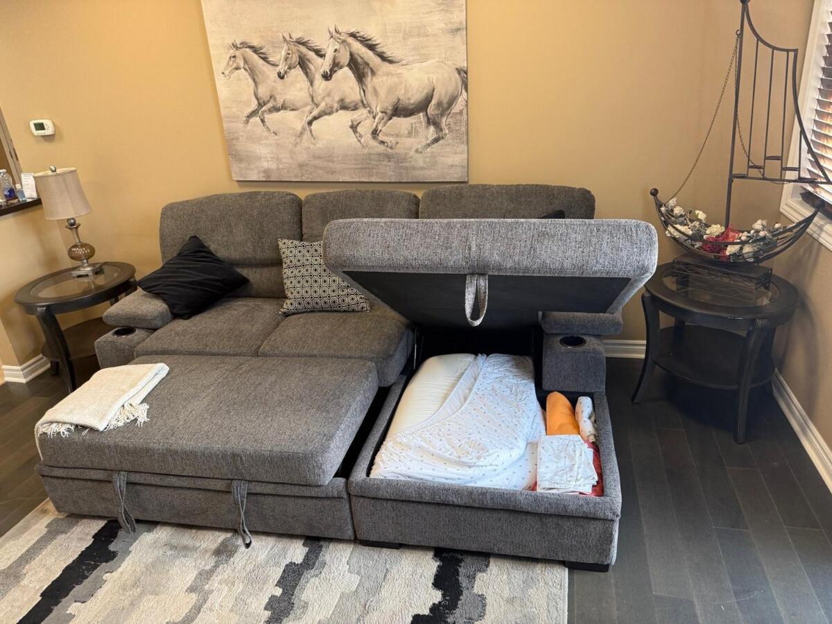 The Marina's Cove - Suite B - WIFI and 2 Free Parking