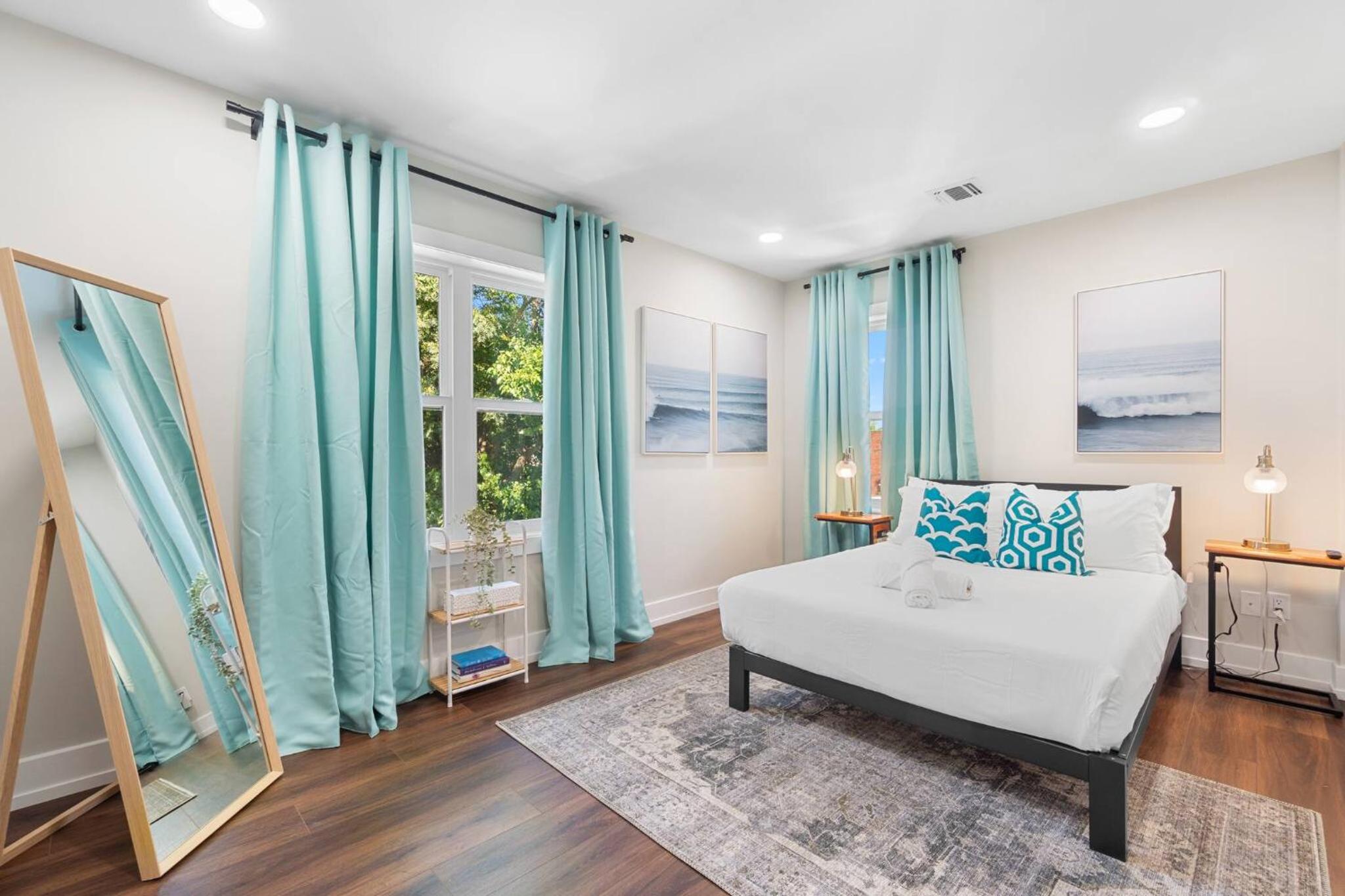 Family Suite - Free Parking - Near NYC & Shops at Main Street