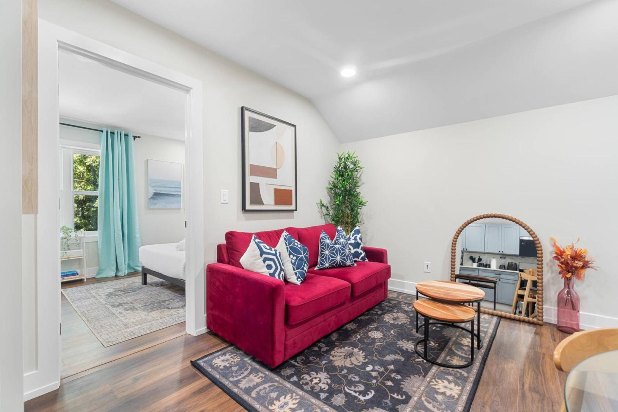 Family Suite - Free Parking - Near NYC & Shops at Main Street