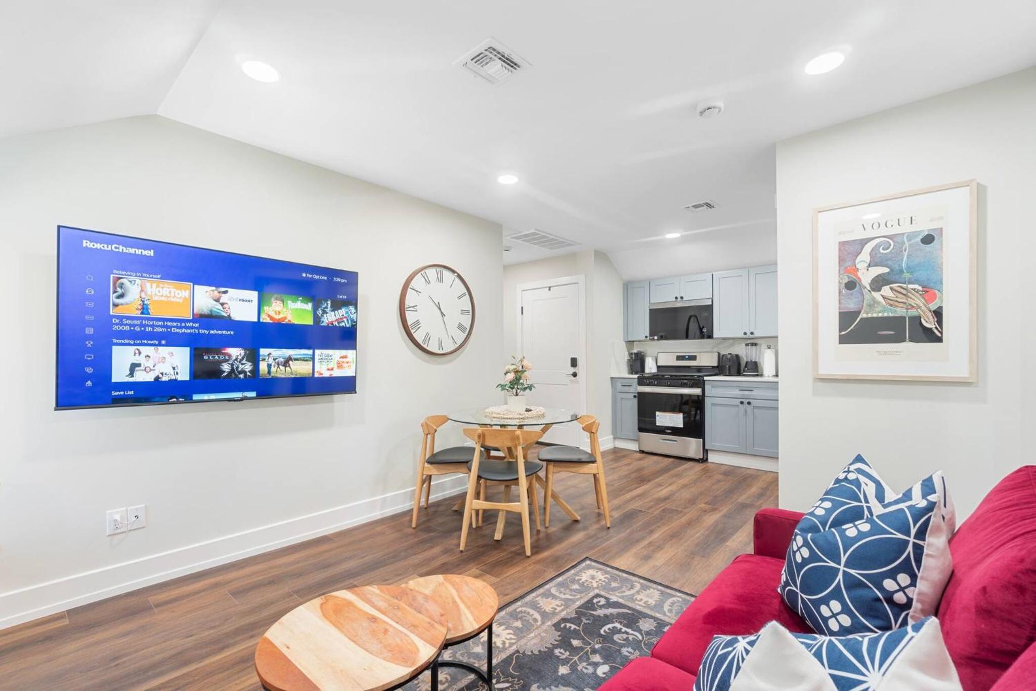 Family Suite - Free Parking - Near NYC & Shops at Main Street