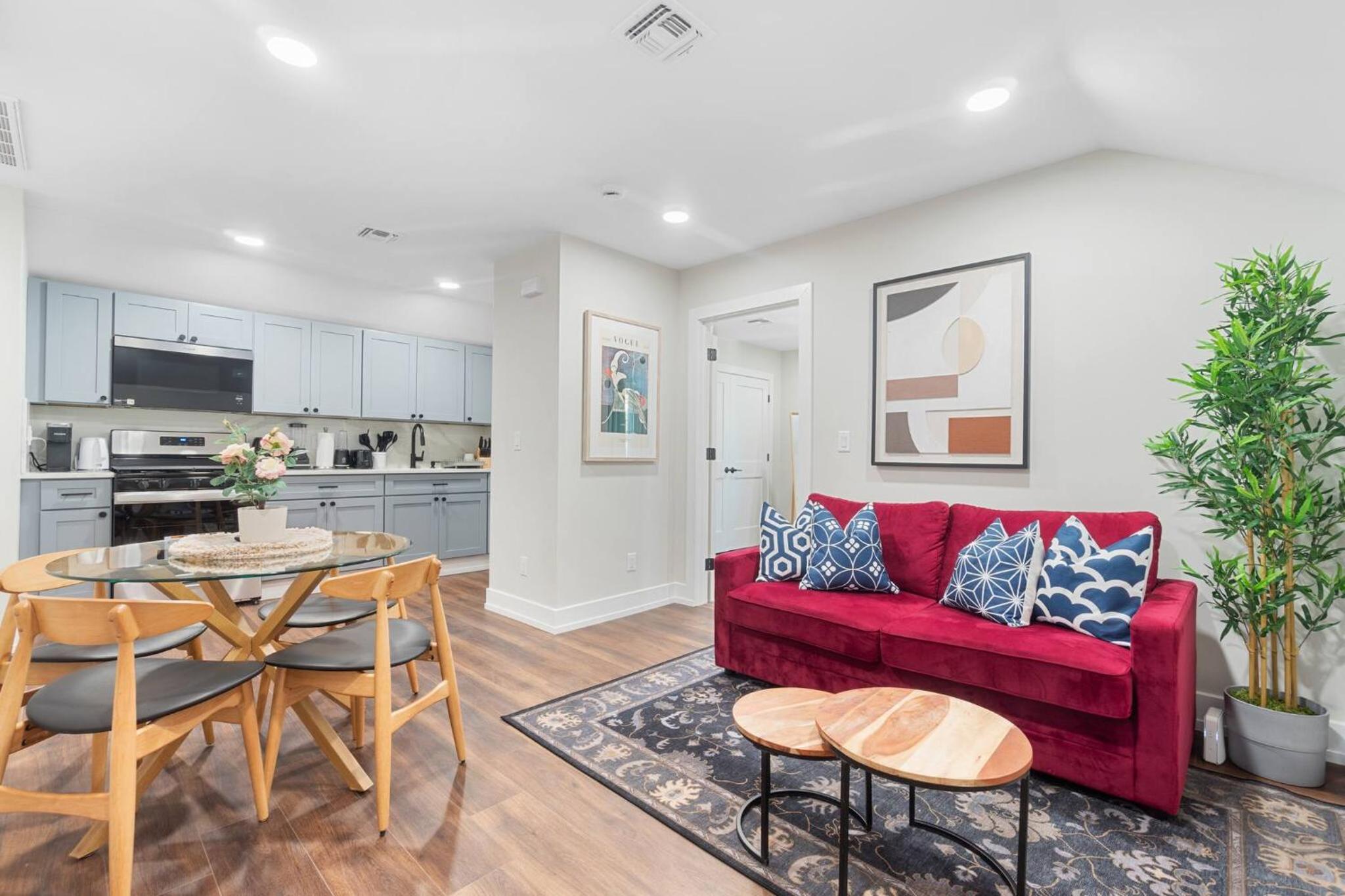 Family Suite - Free Parking - Near NYC & Shops at Main Street
