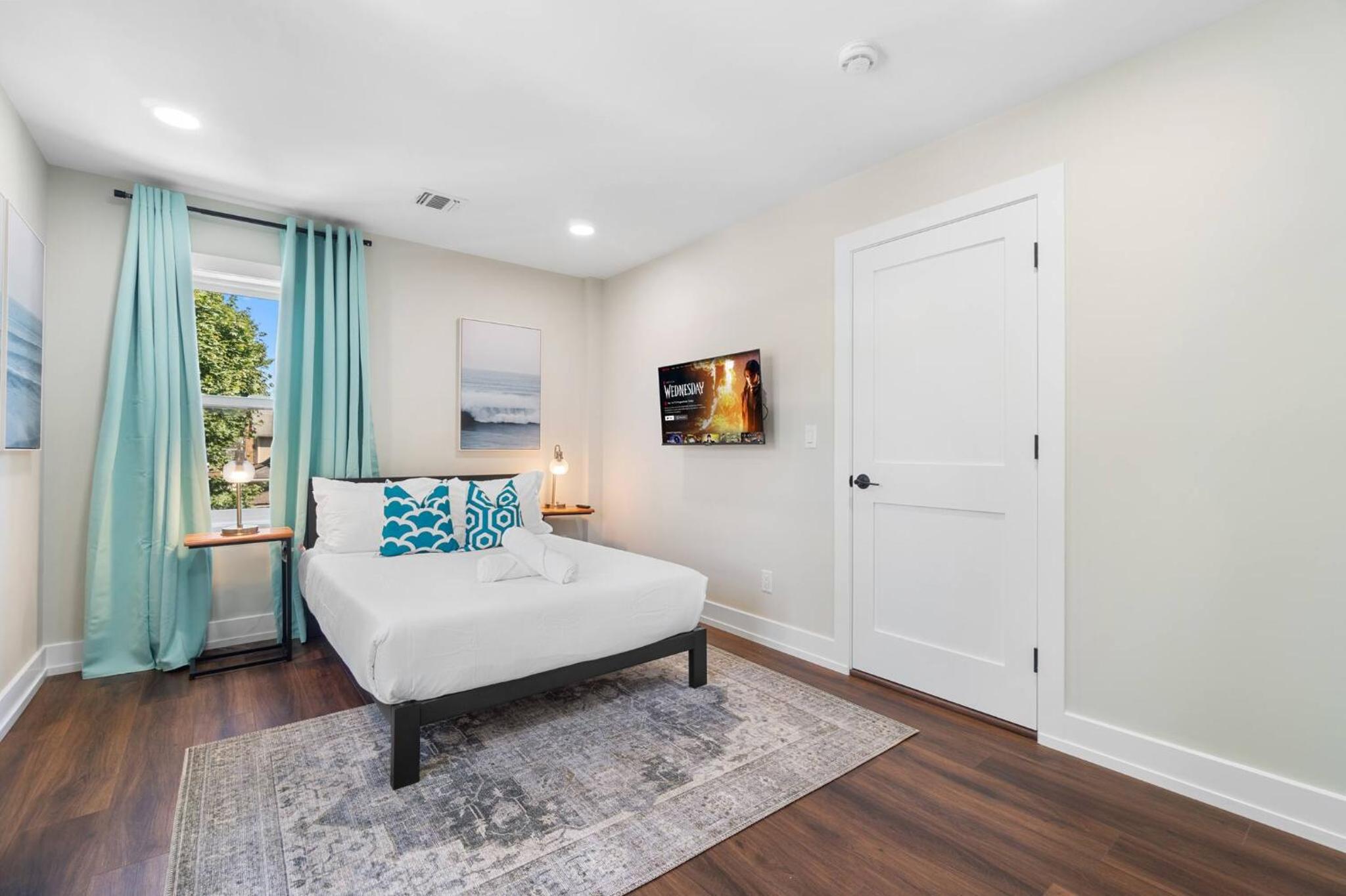 Family Suite - Free Parking - Near NYC & Shops at Main Street