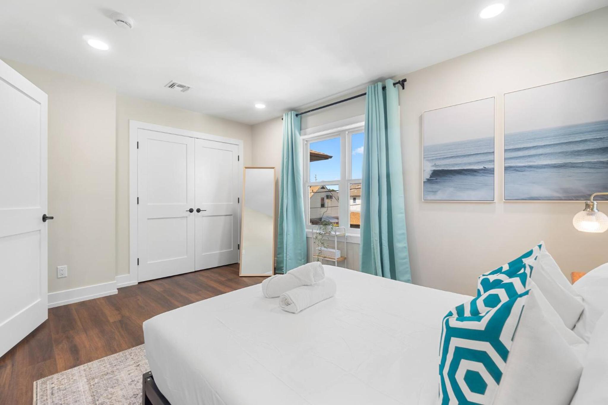 Family Suite - Free Parking - Near NYC & Shops at Main Street