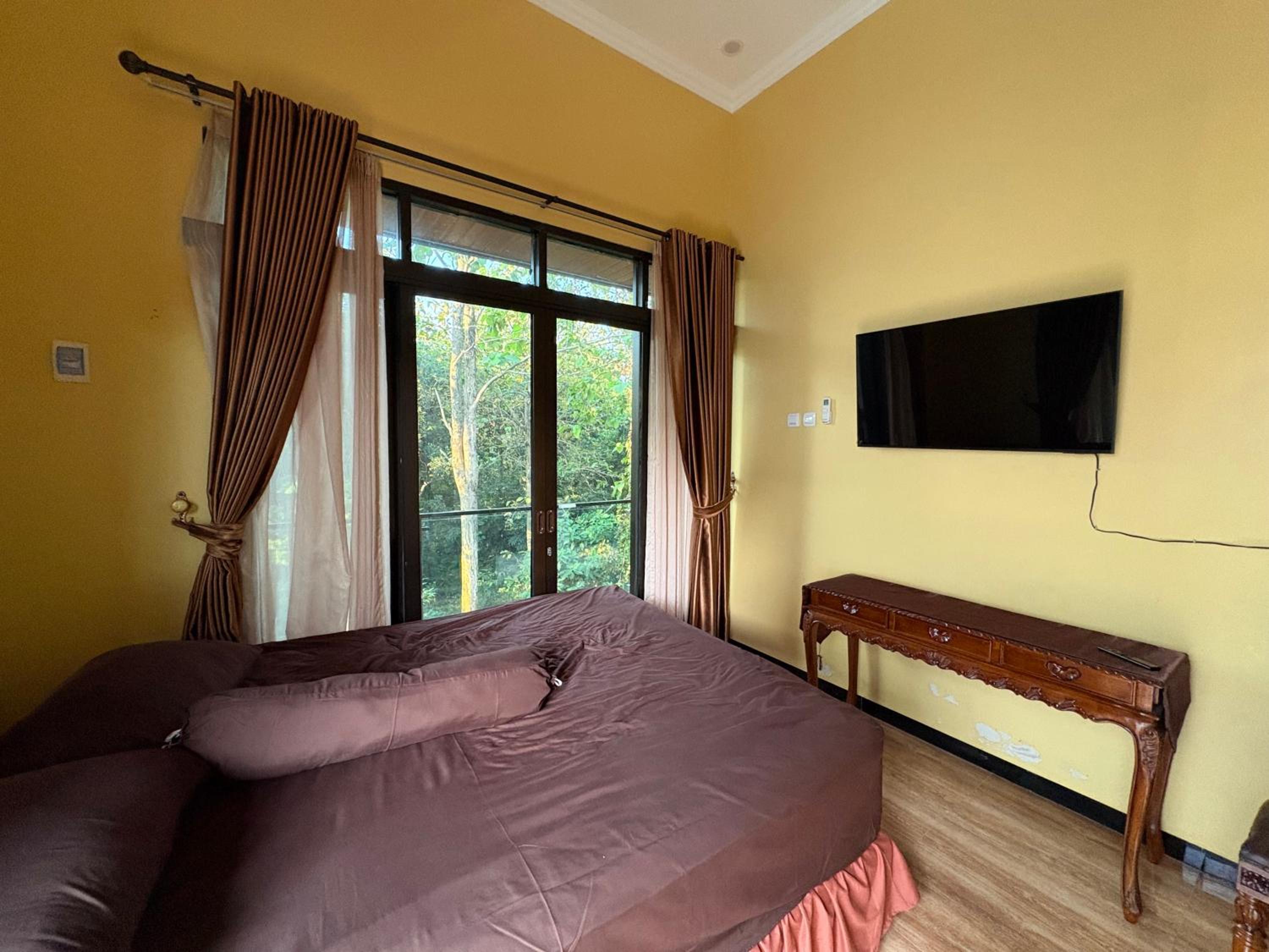 Kreo Guest House