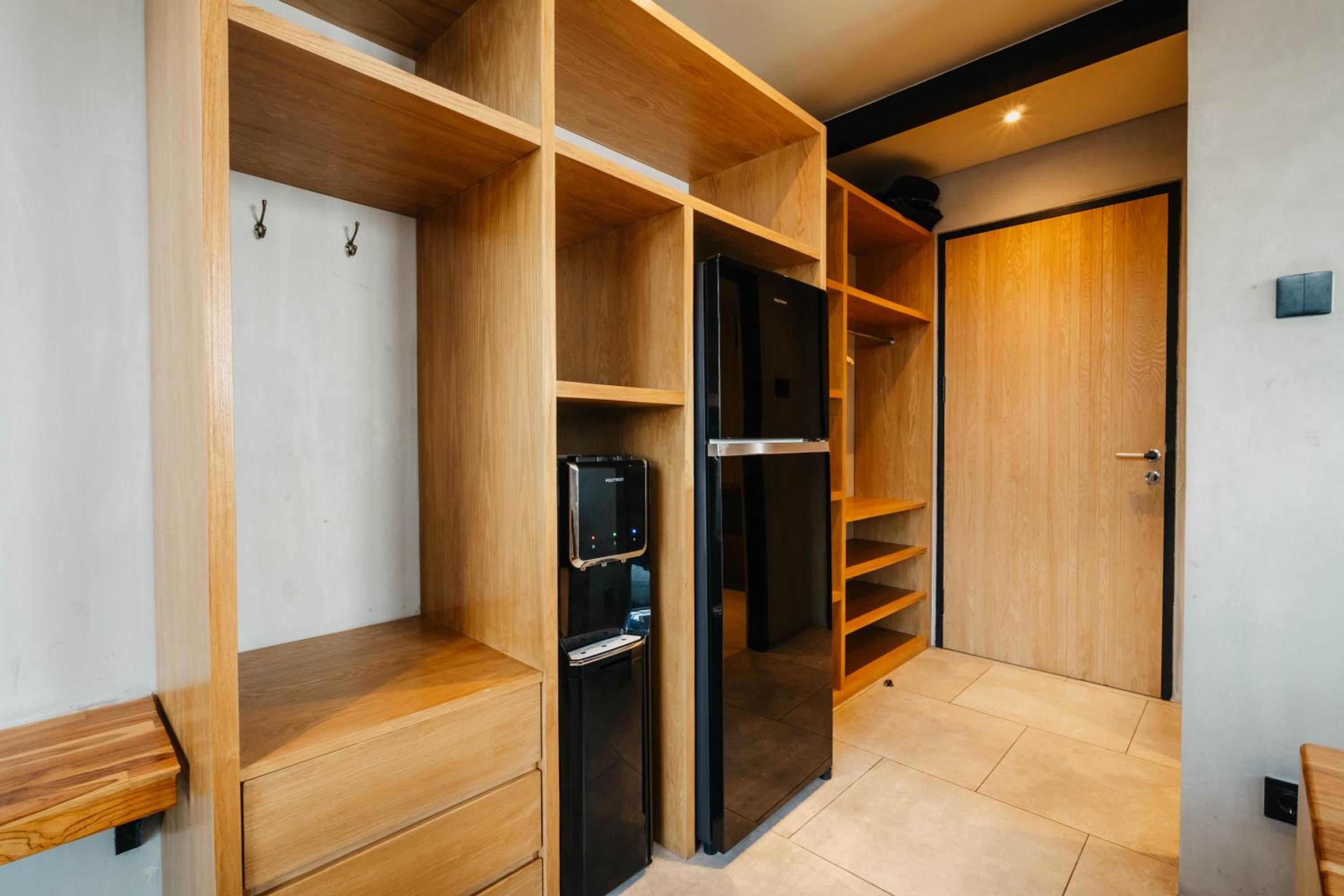 Apartment X - 1BR Mezanine in Bumbak near Canggu