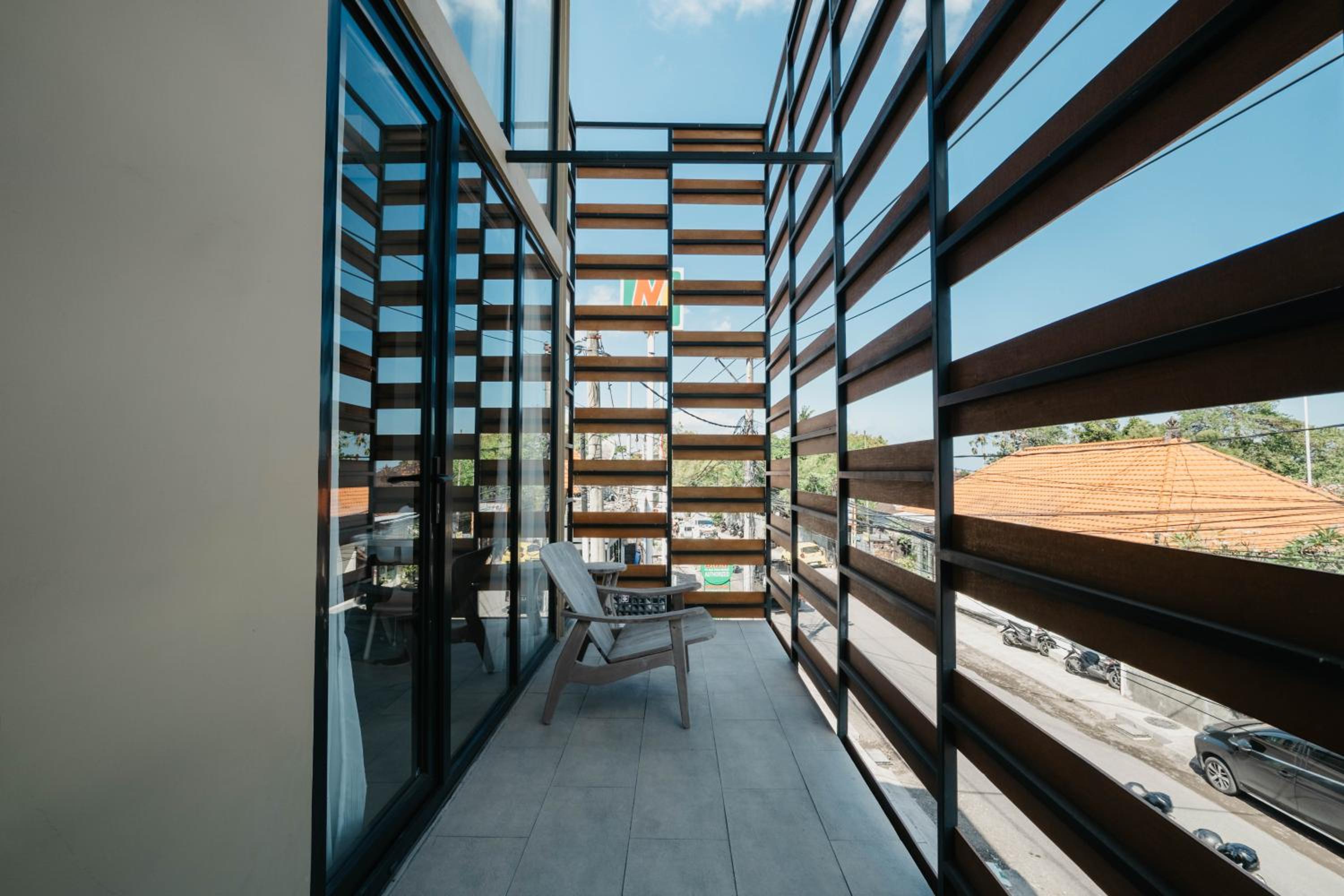 Apartment X - 1BR Mezanine in Bumbak near Canggu