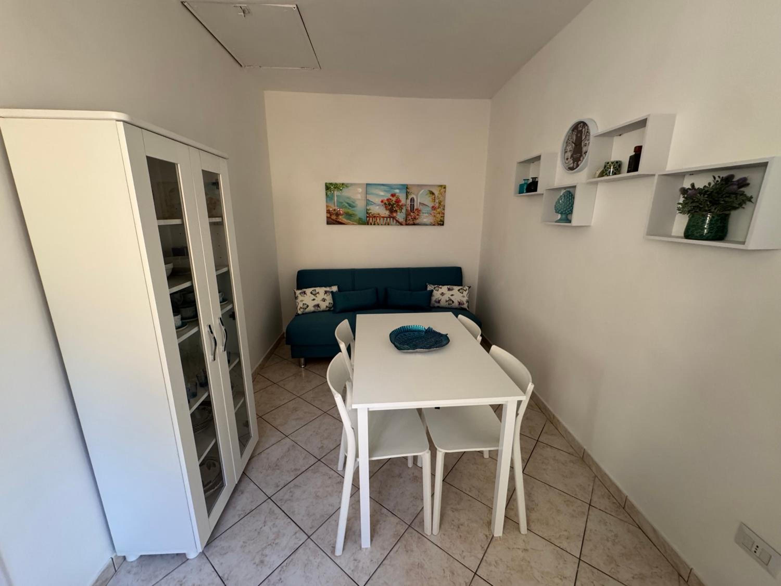 Blue Maison