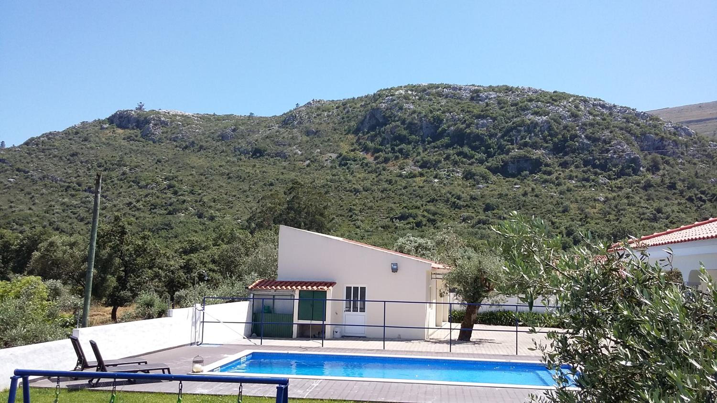 Casa Das Oliveiras view 3