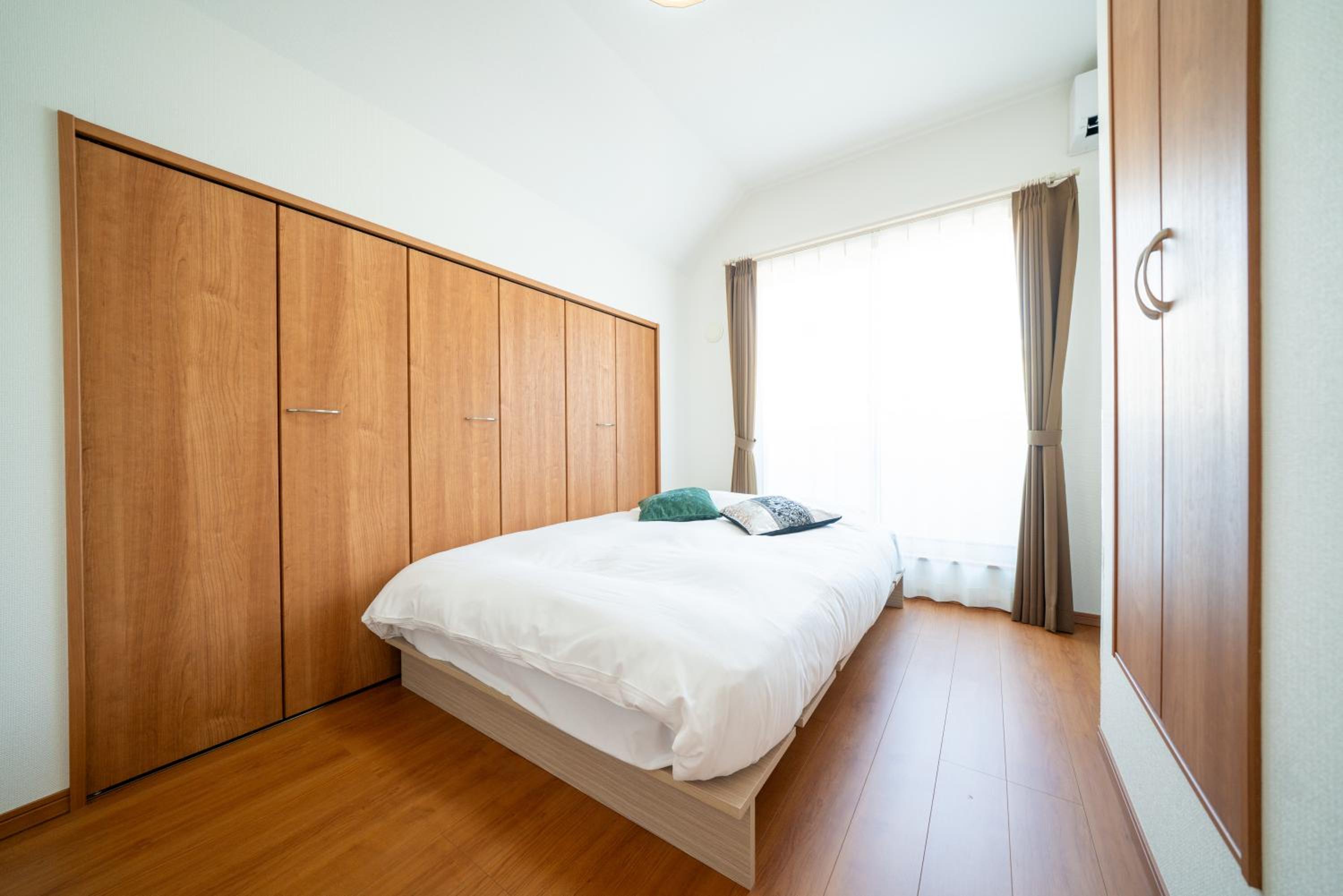 Tokyo Home Base Haneda by Tranova