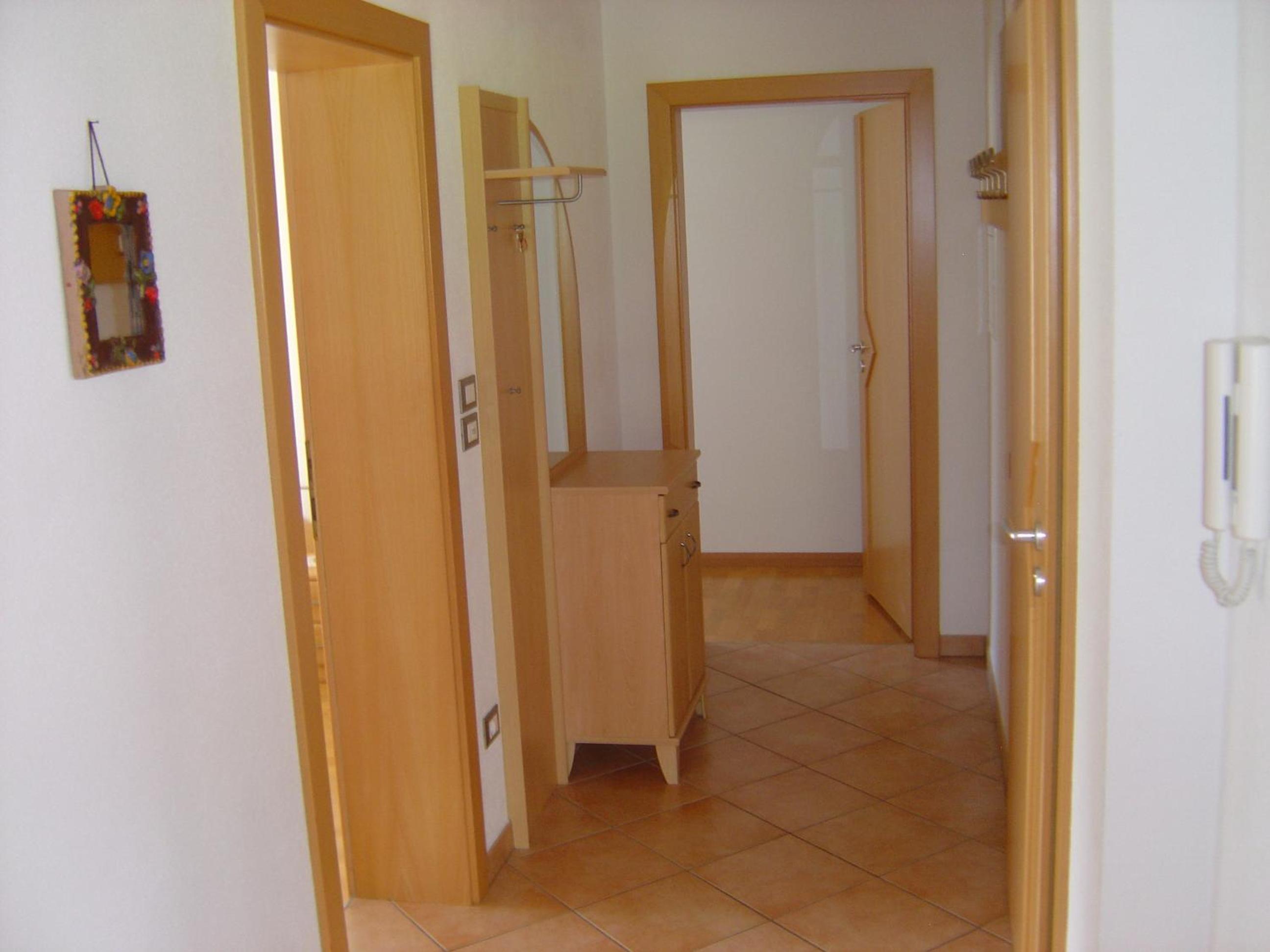 Photo 34