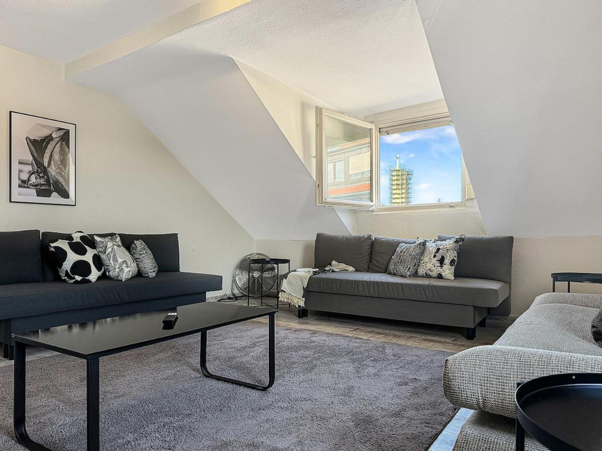 Penthouse in Nürtingen Platz für 14 Gäste