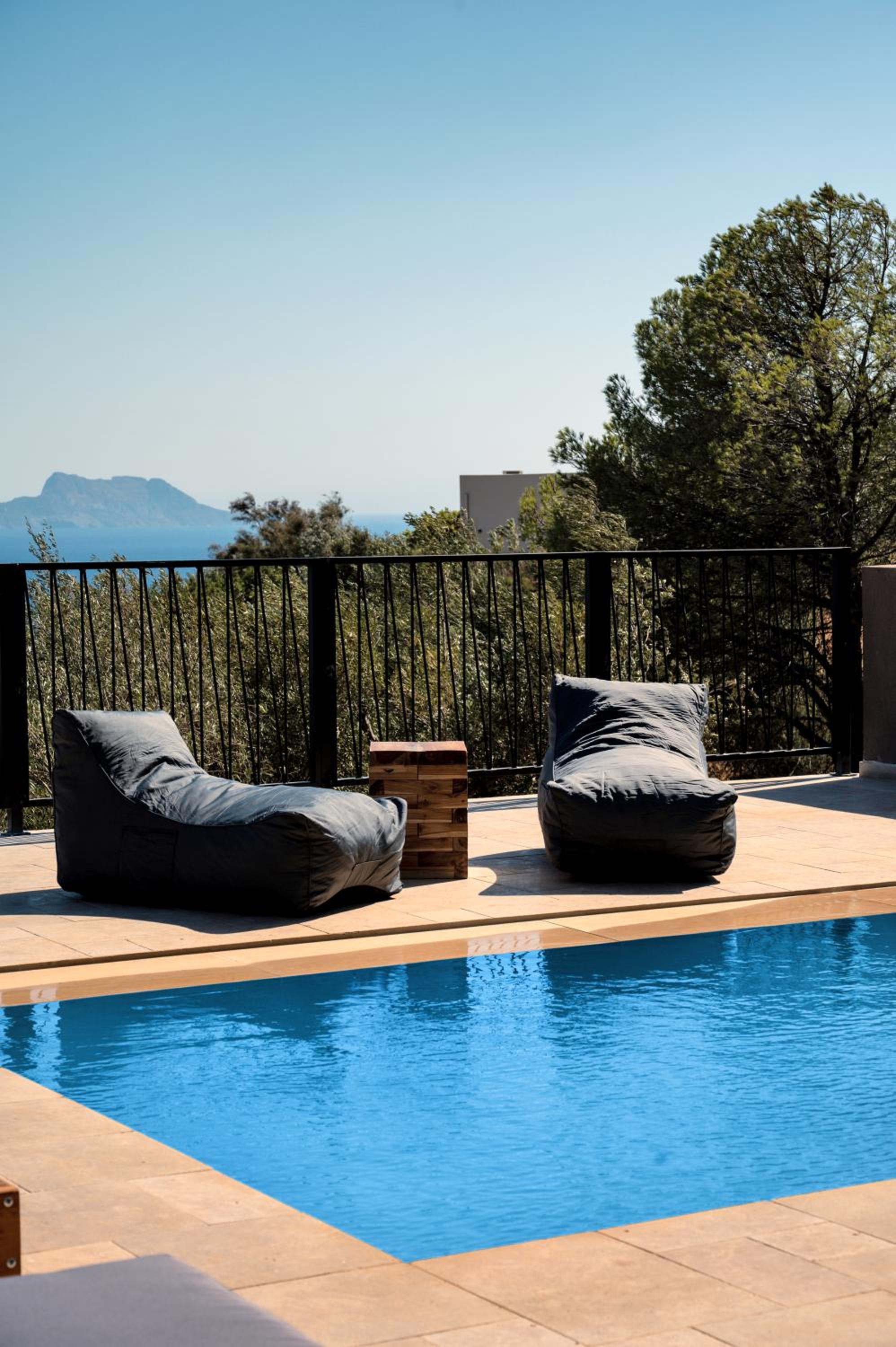 Petres Luxury Villas with heated private pool
