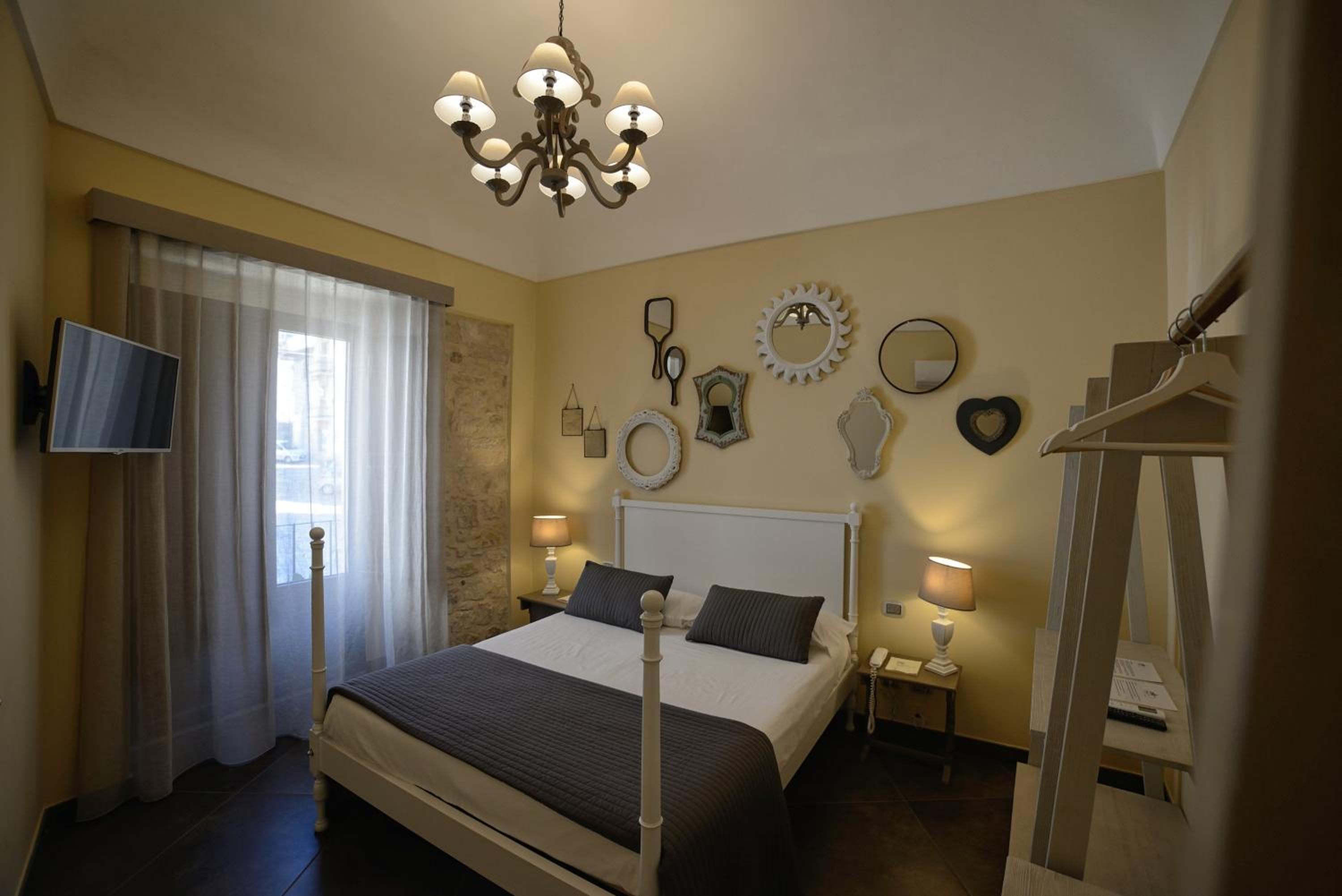 Terrazzani Suite