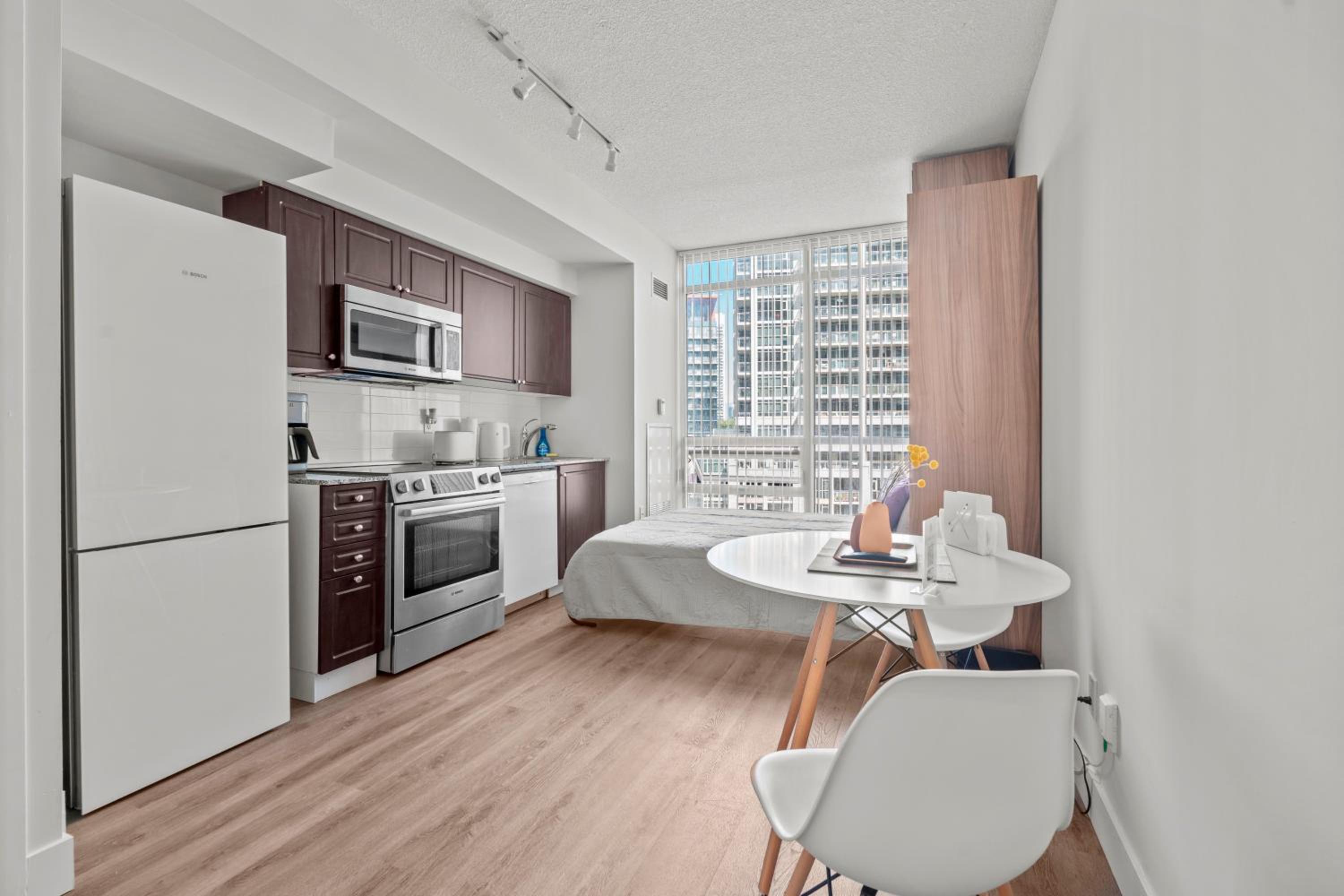 Charming Studio in Downtown Toronto