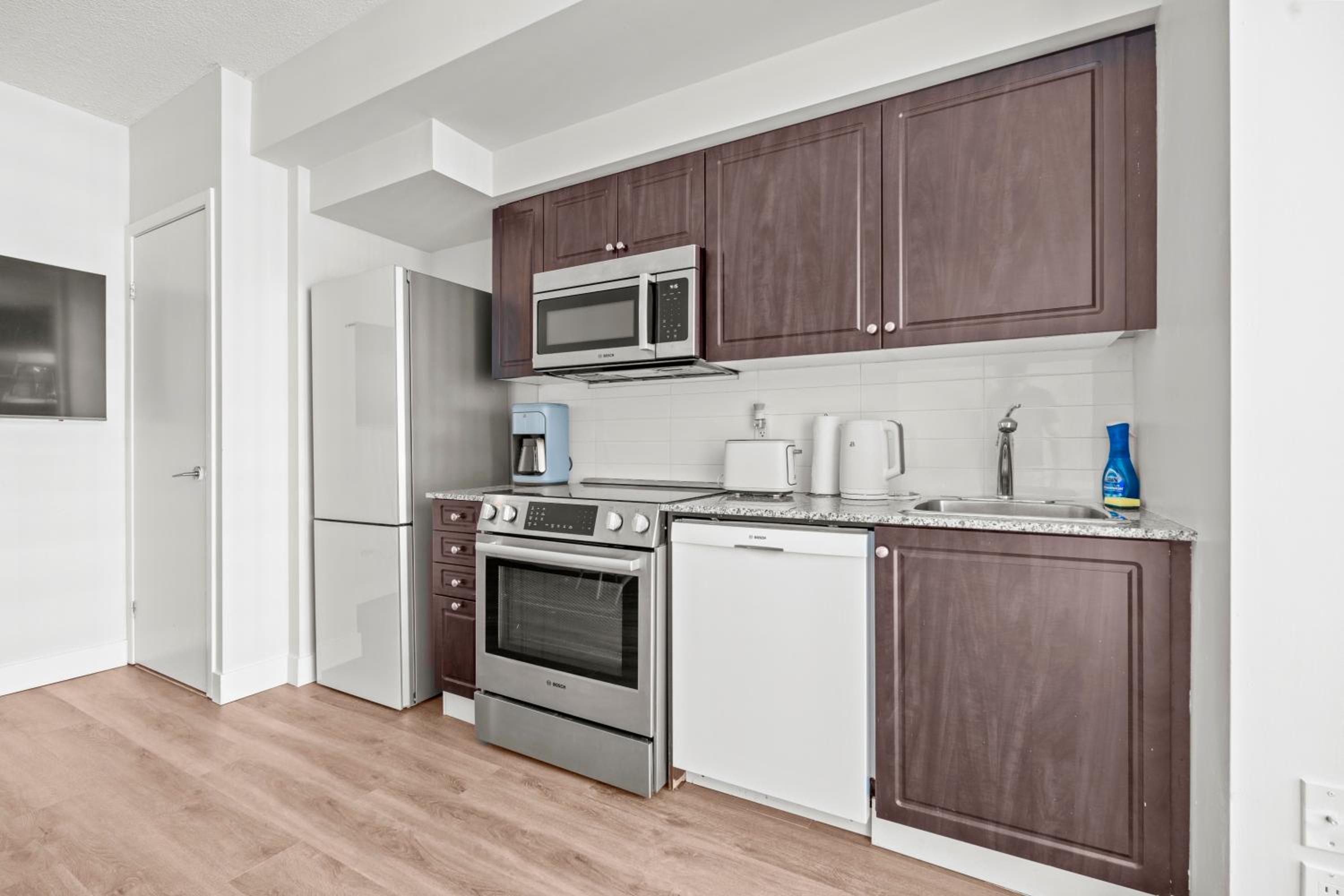 Charming Studio in Downtown Toronto