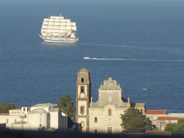 Photo 70