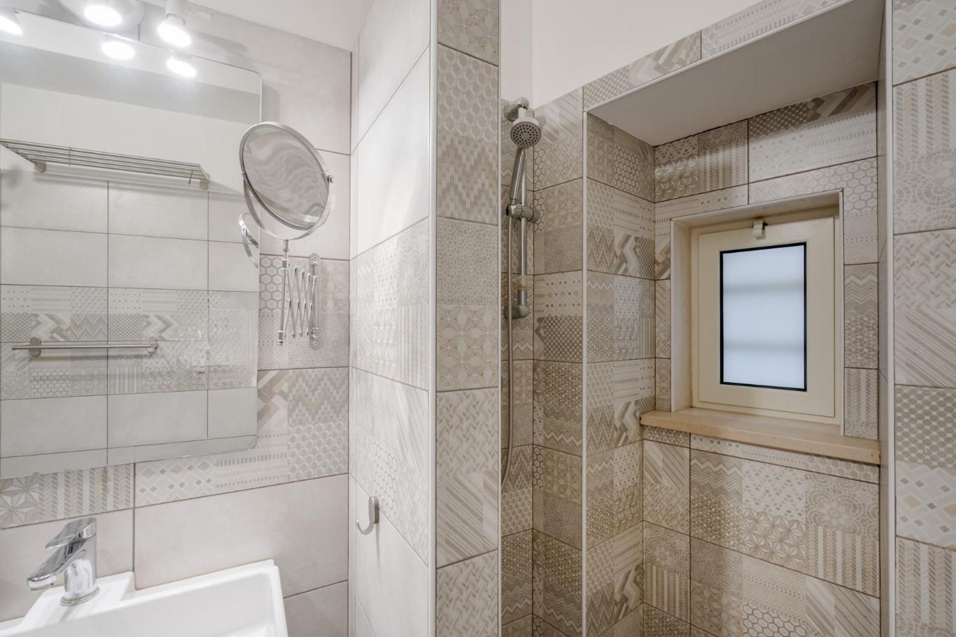 Corte Fiorita - City Center historical stay