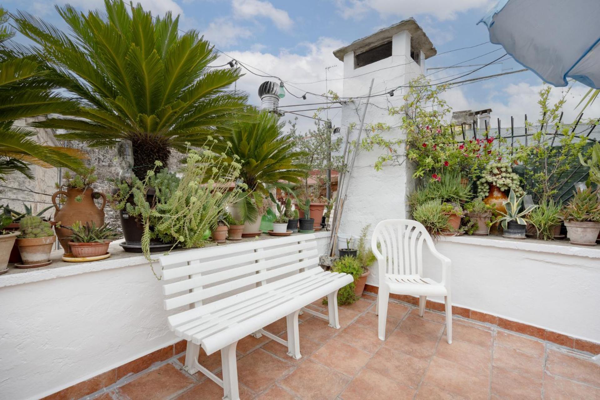 Corte Fiorita - City Center historical stay