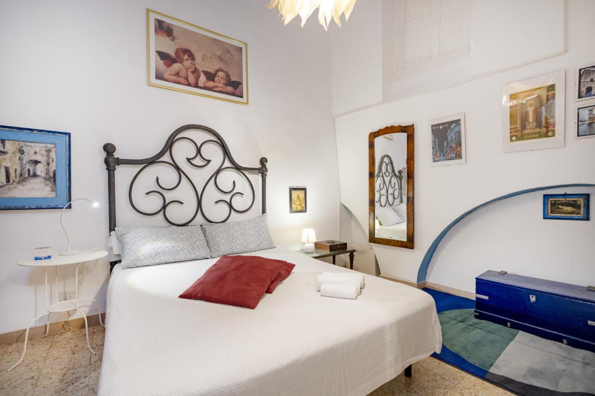 Corte Fiorita - City Center historical stay