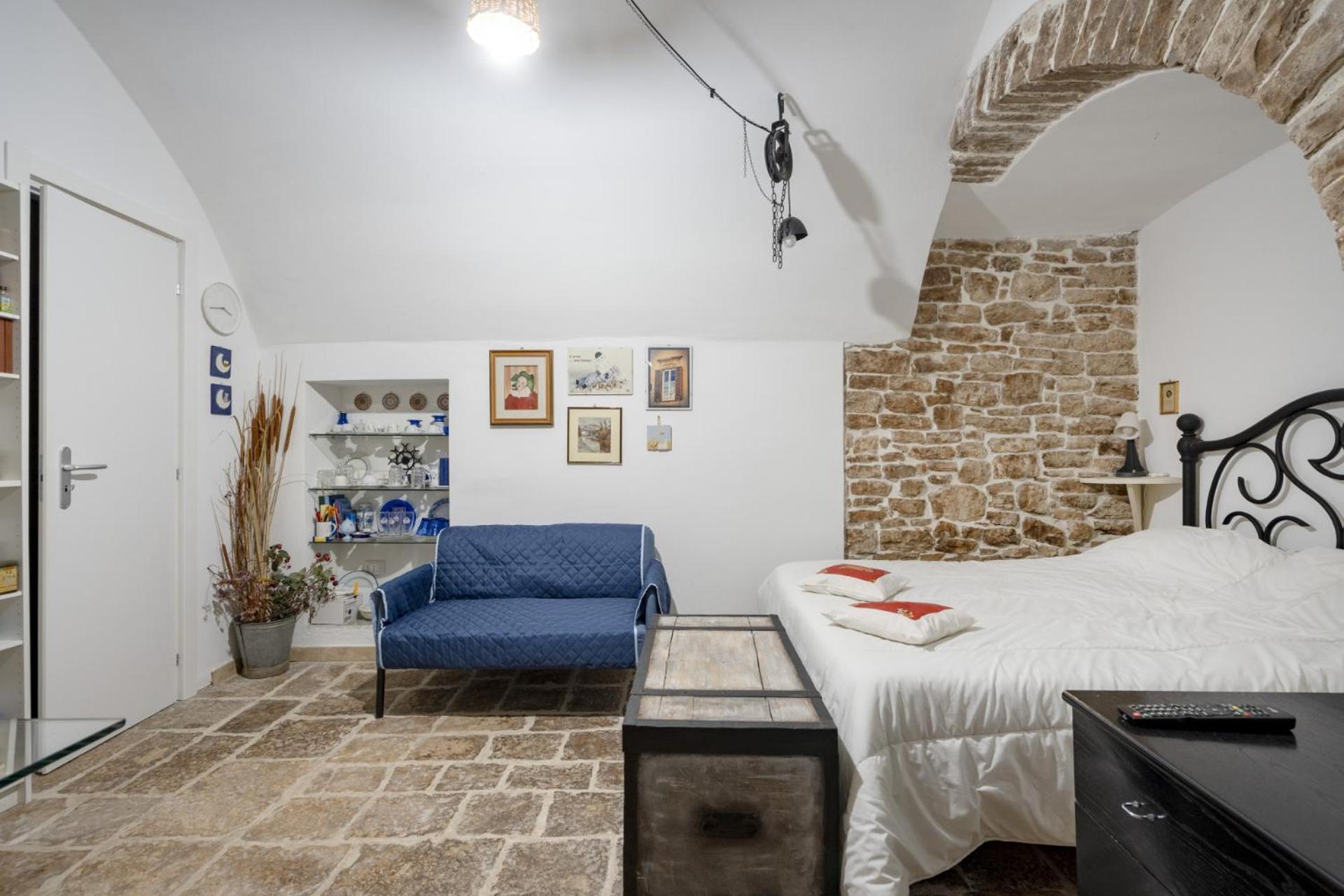 Corte Fiorita - City Center historical stay