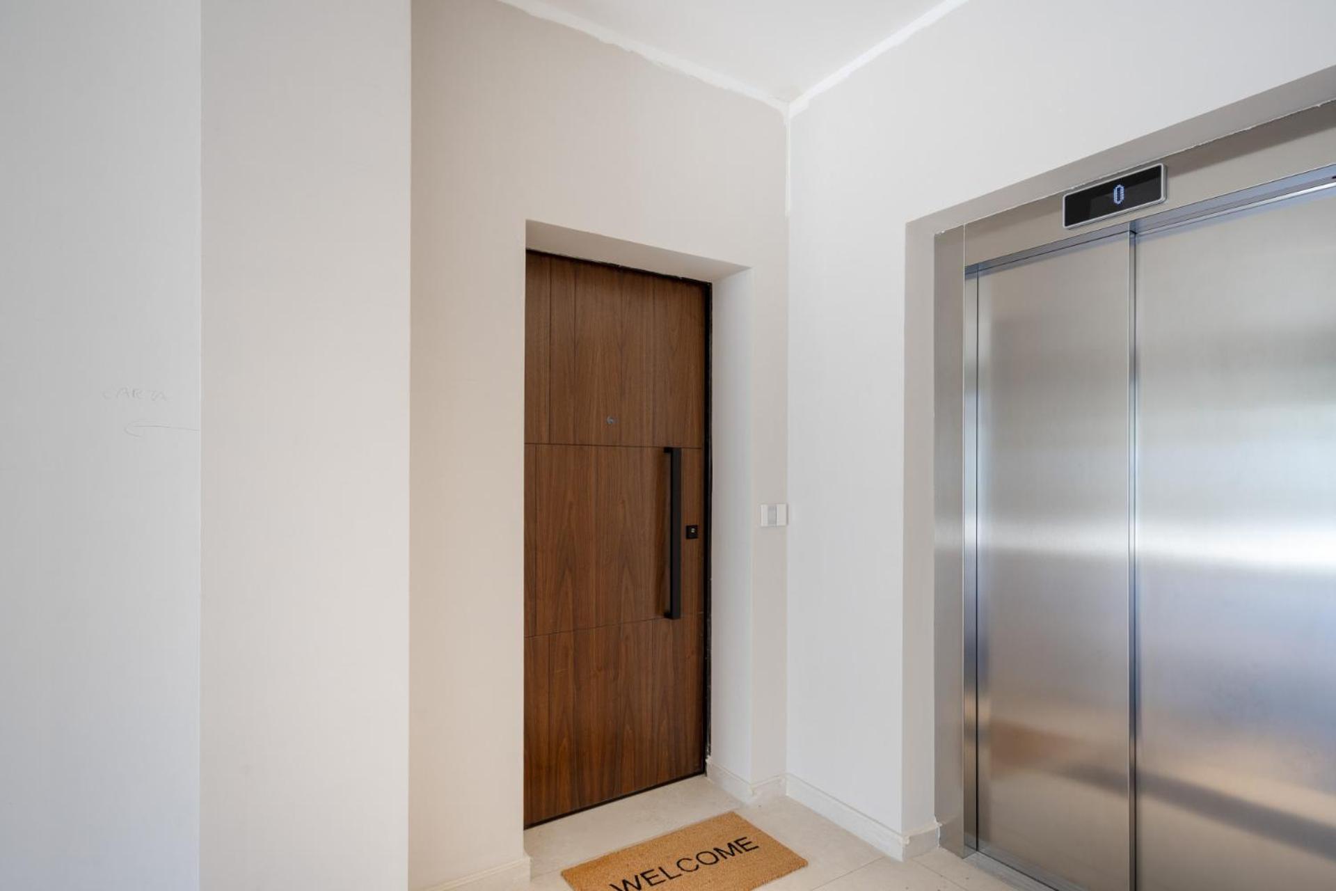 Borgo Felice - Modern Apartments + Free Parking