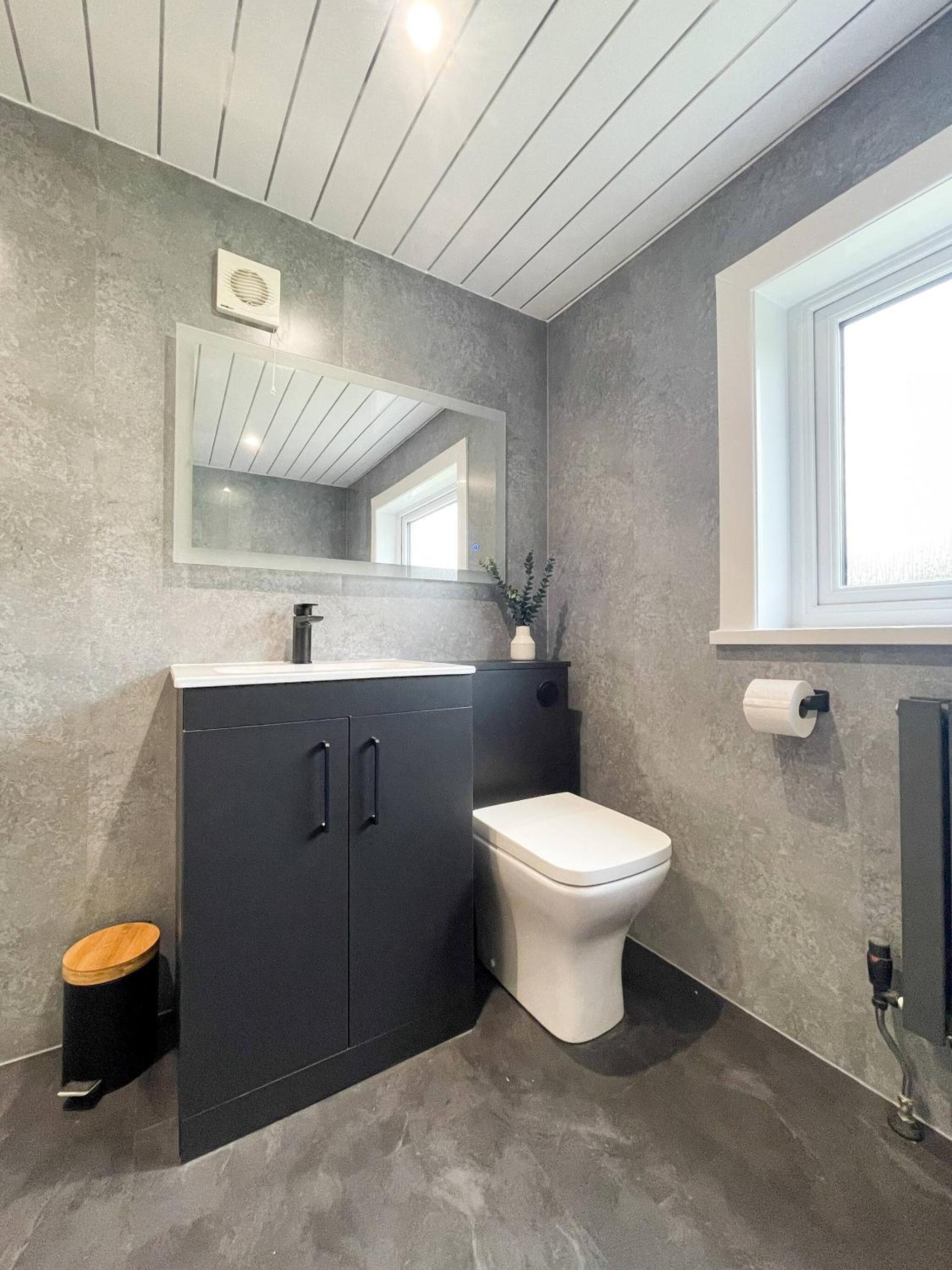 The Retreat, Cosy 1 Bed Cottage, Town Centre Location