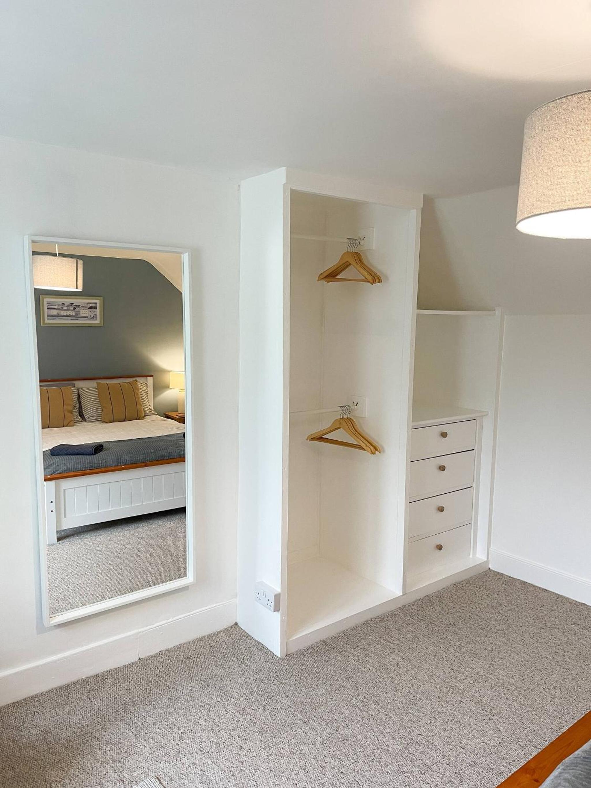 The Retreat, Cosy 1 Bed Cottage, Town Centre Location