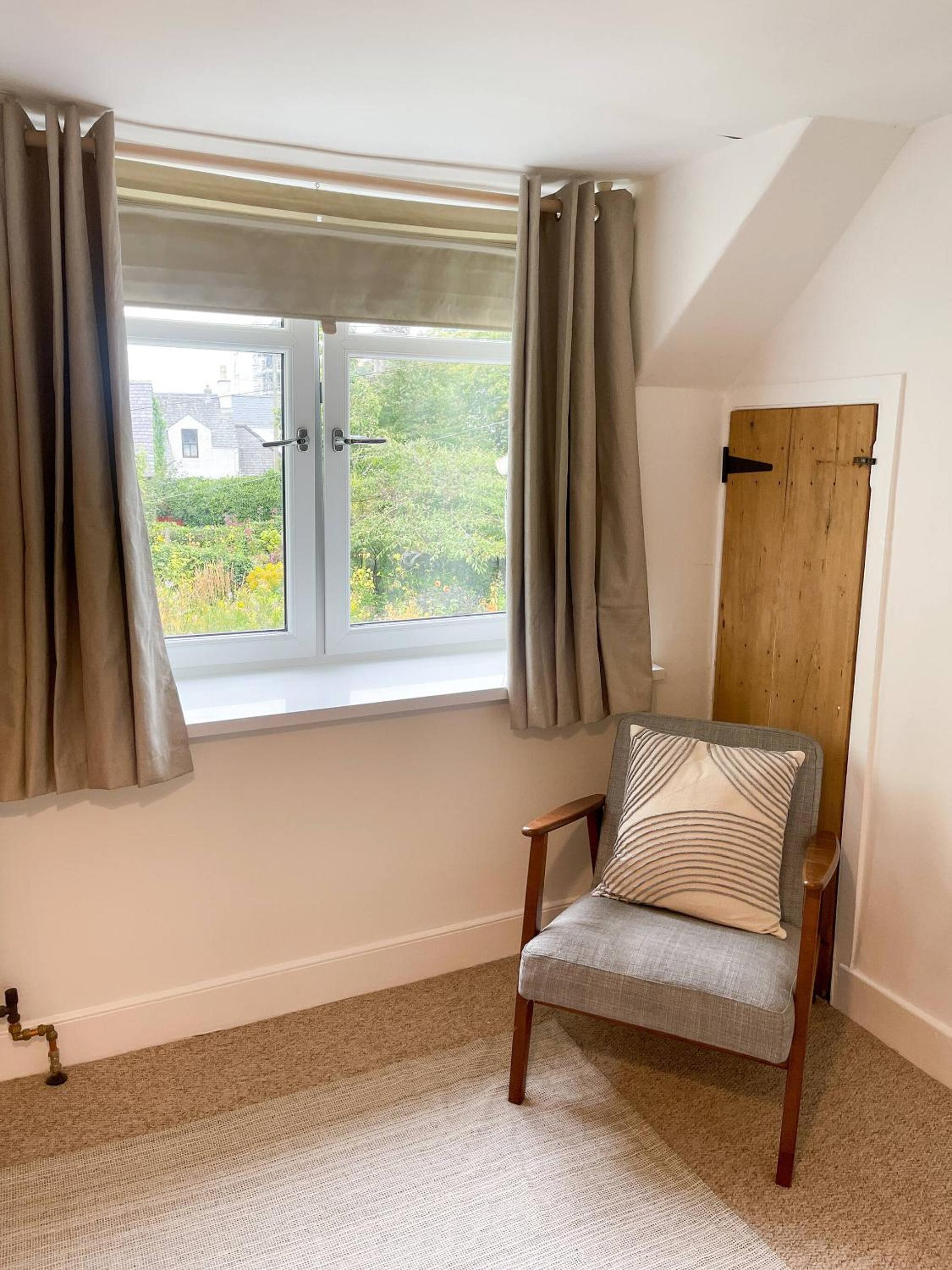 The Retreat, Cosy 1 Bed Cottage, Town Centre Location