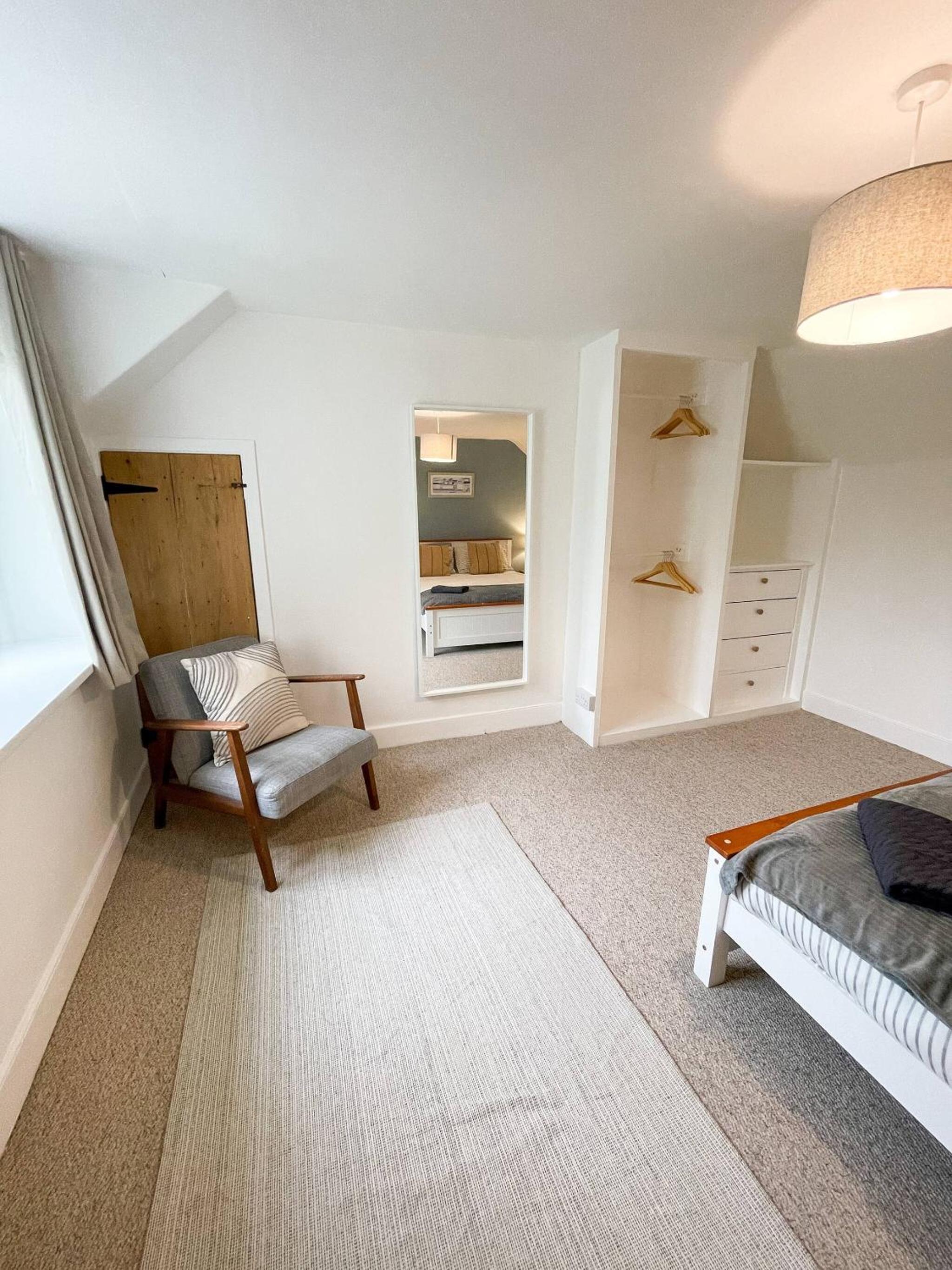 The Retreat, Cosy 1 Bed Cottage, Town Centre Location
