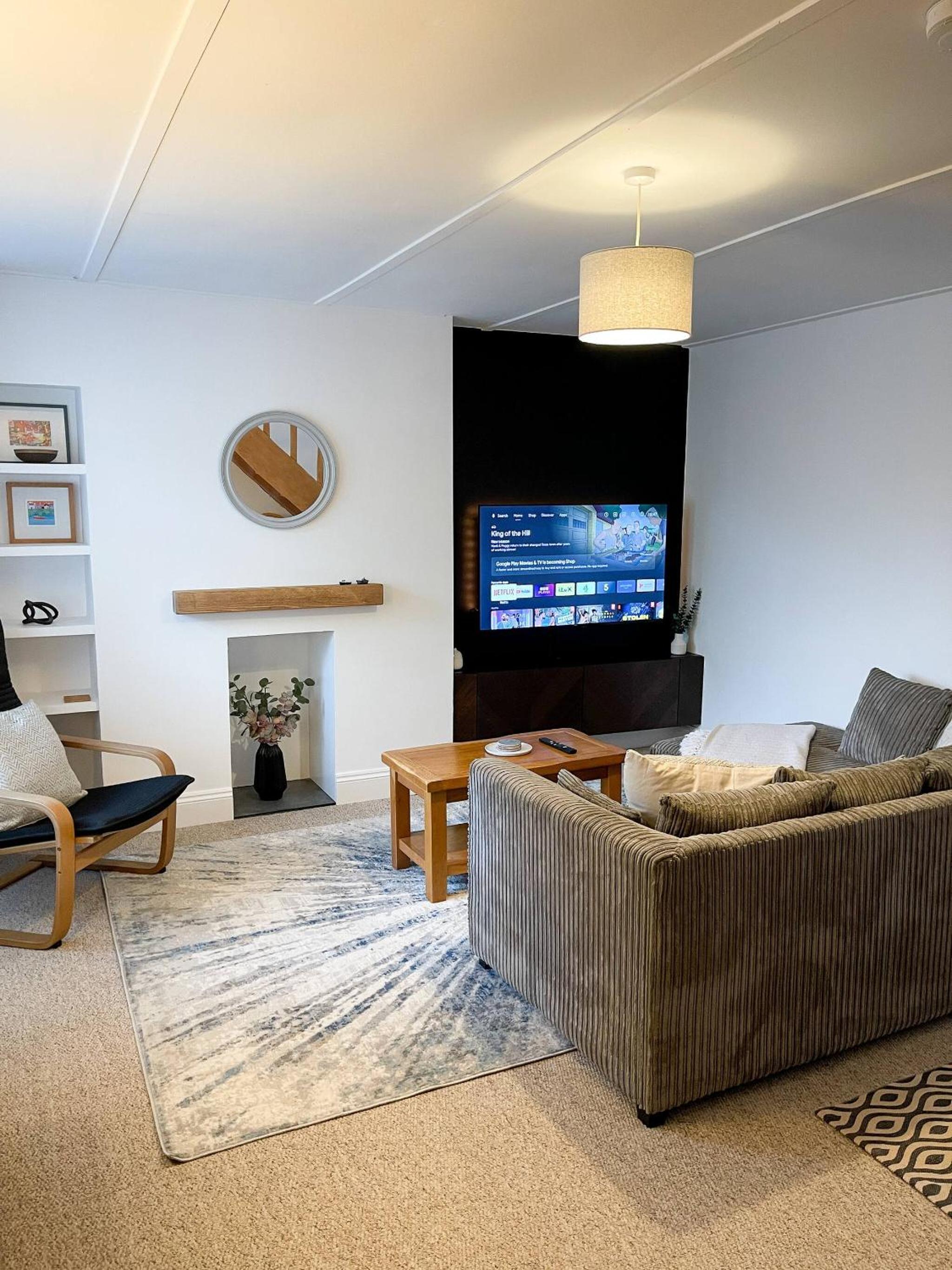 The Retreat, Cosy 1 Bed Cottage, Town Centre Location