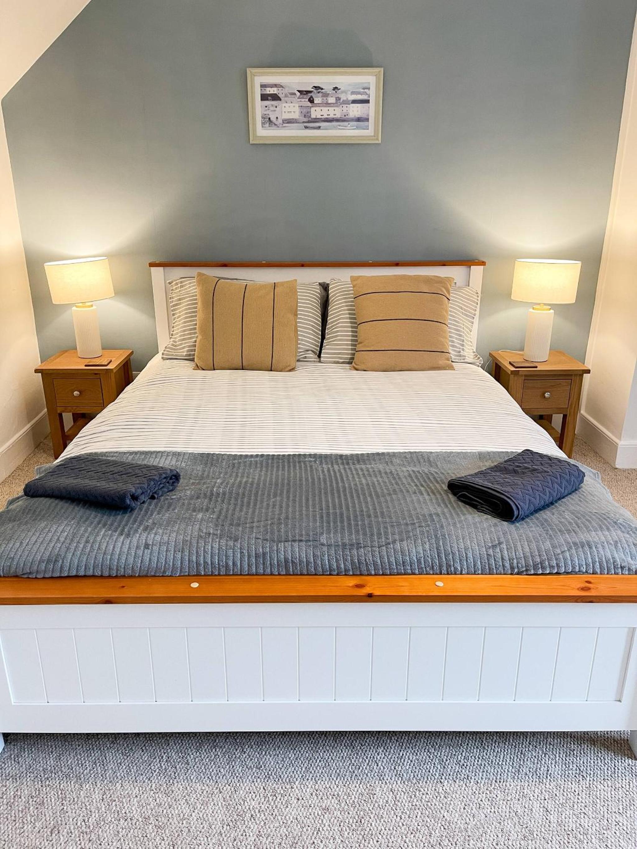 The Retreat, Cosy 1 Bed Cottage, Town Centre Location