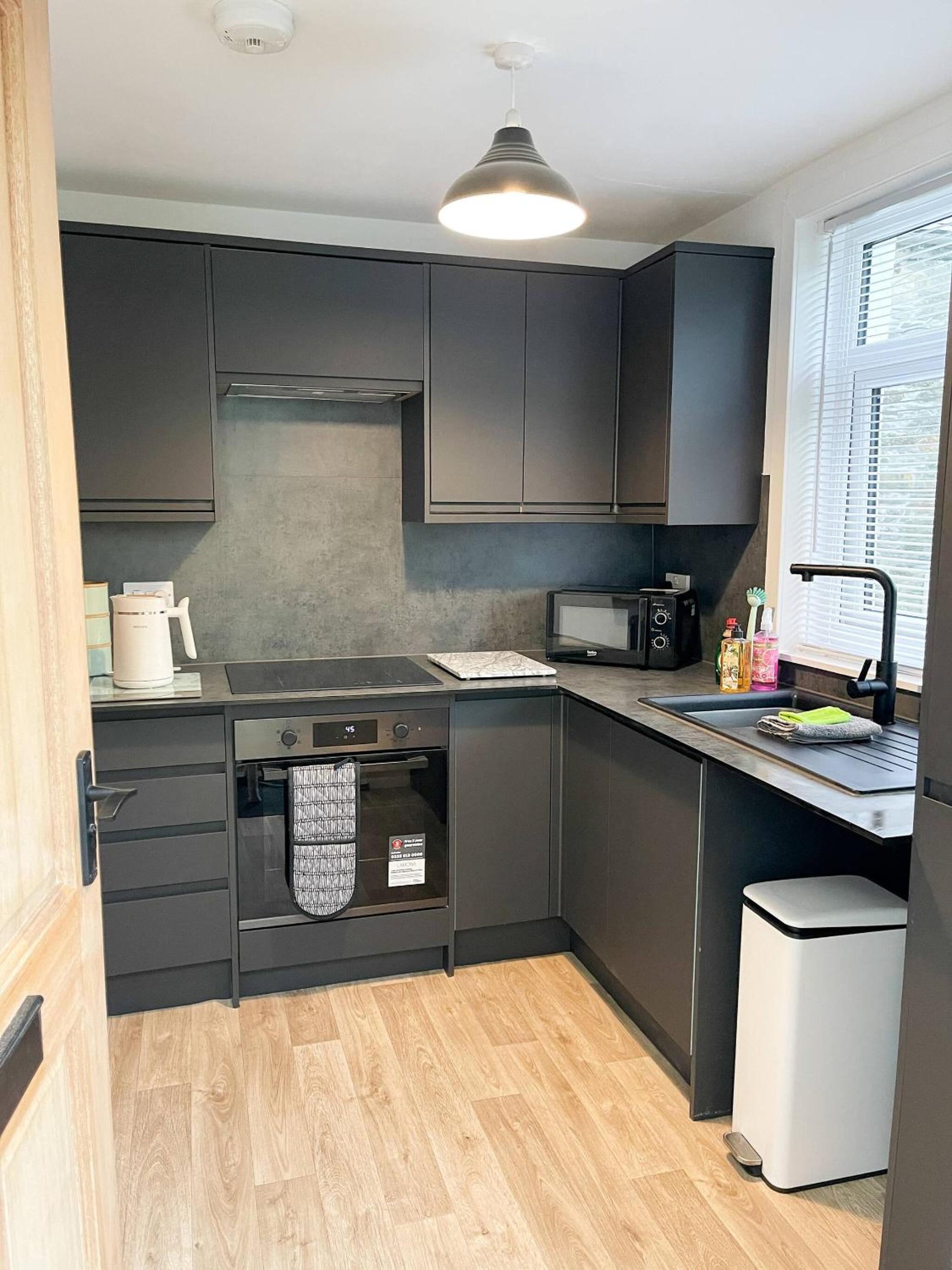 The Retreat, Cosy 1 Bed Cottage, Town Centre Location
