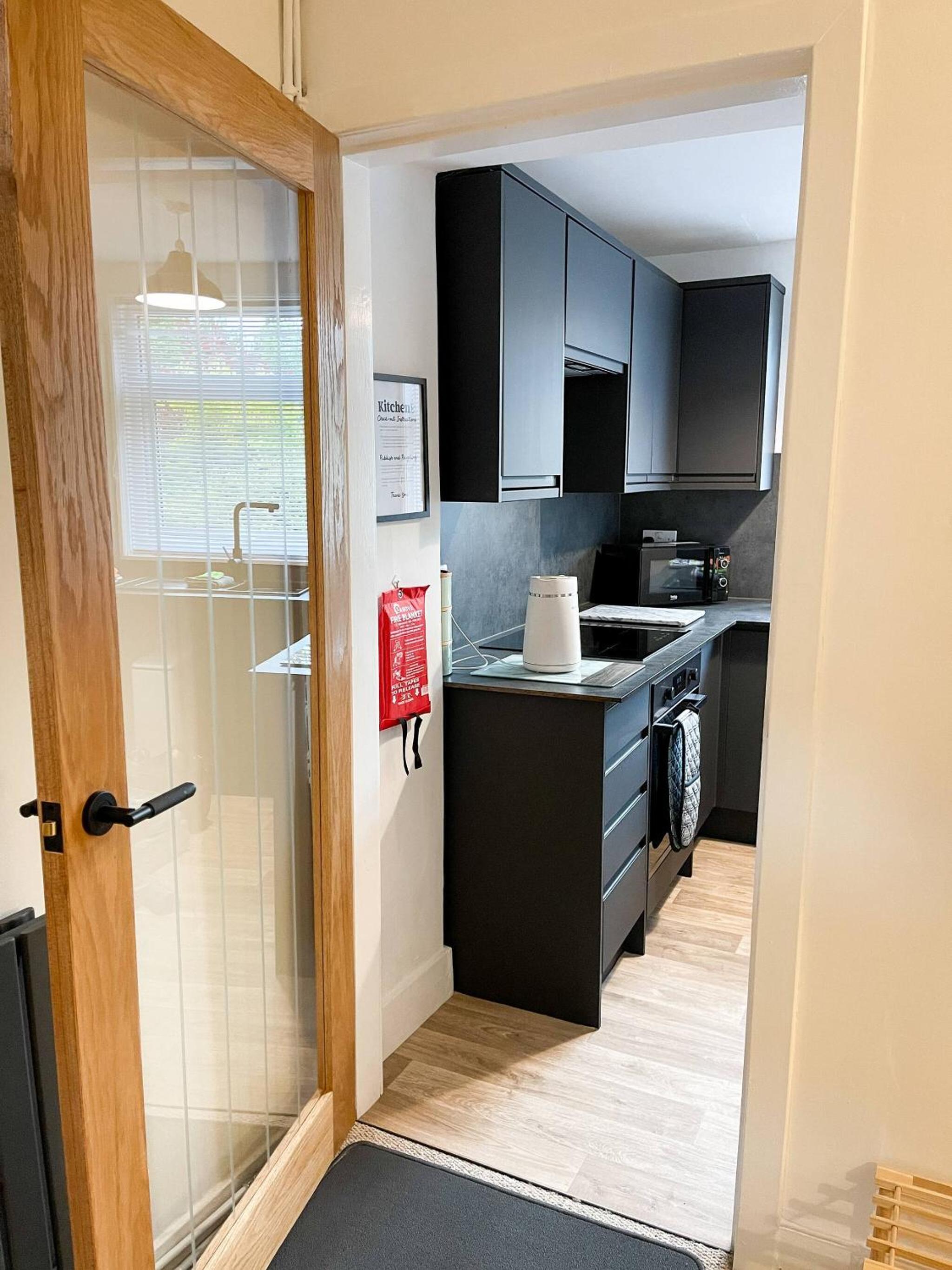 The Retreat, Cosy 1 Bed Cottage, Town Centre Location
