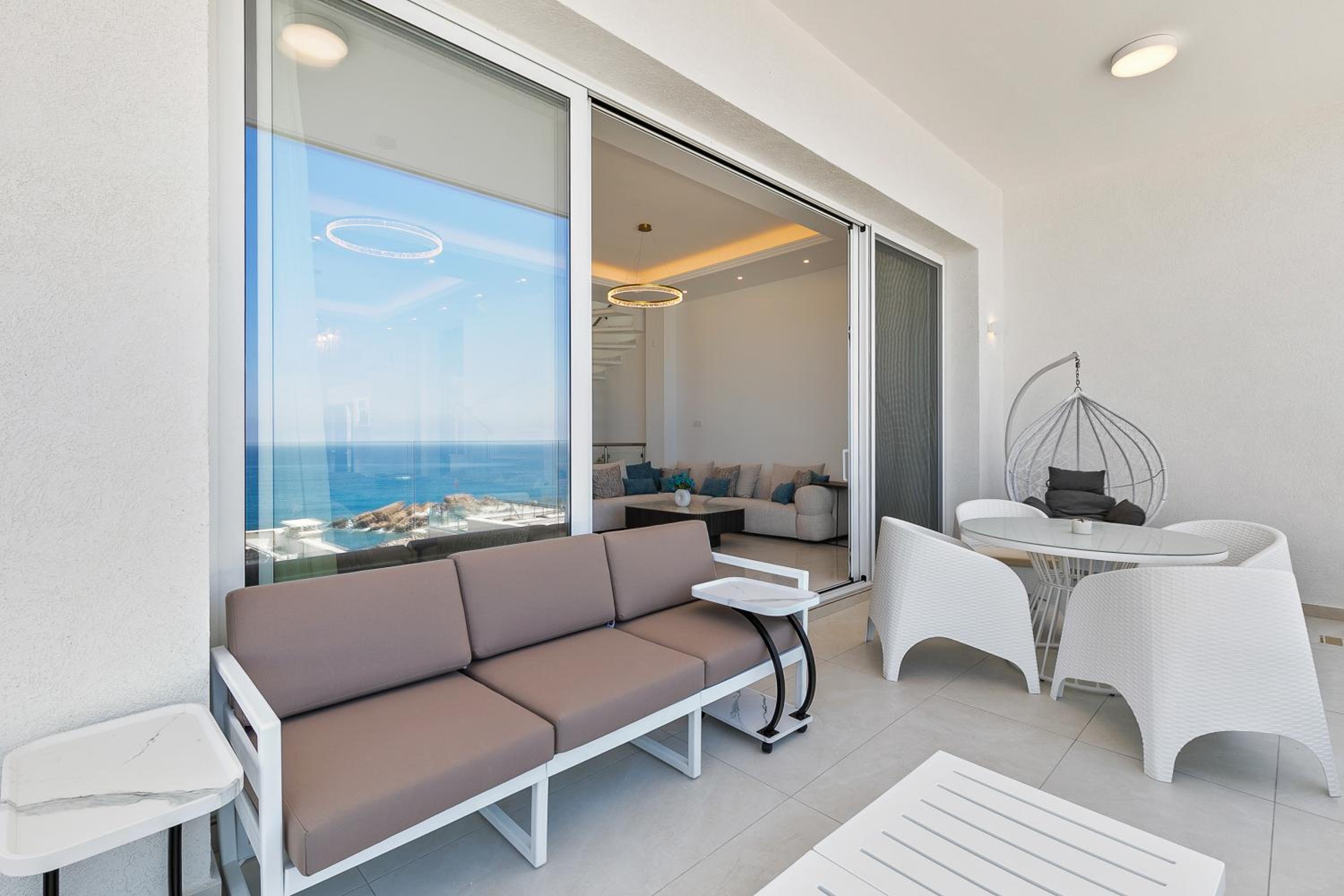 Olymp White Palace - The Ultra Luxury Beach House