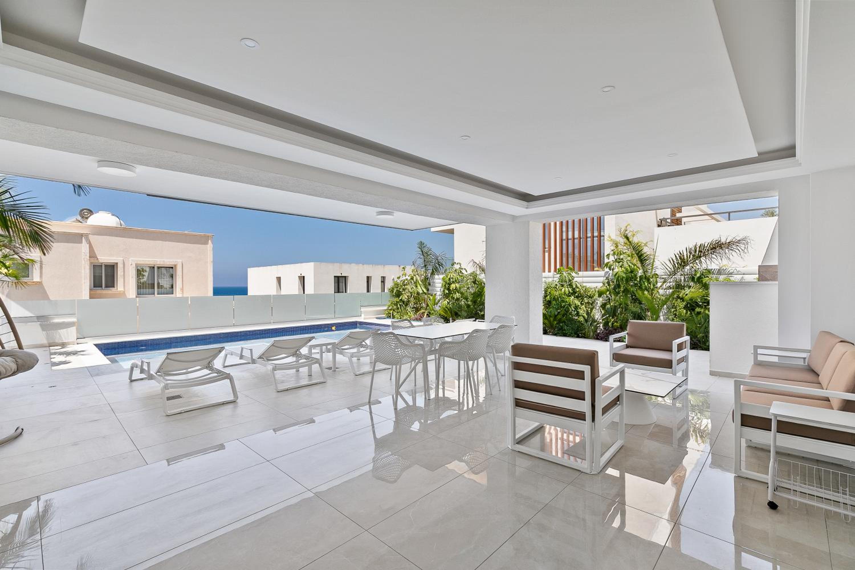 Olymp White Palace - The Ultra Luxury Beach House