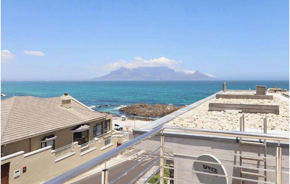 The Lighthouse - Beachfront