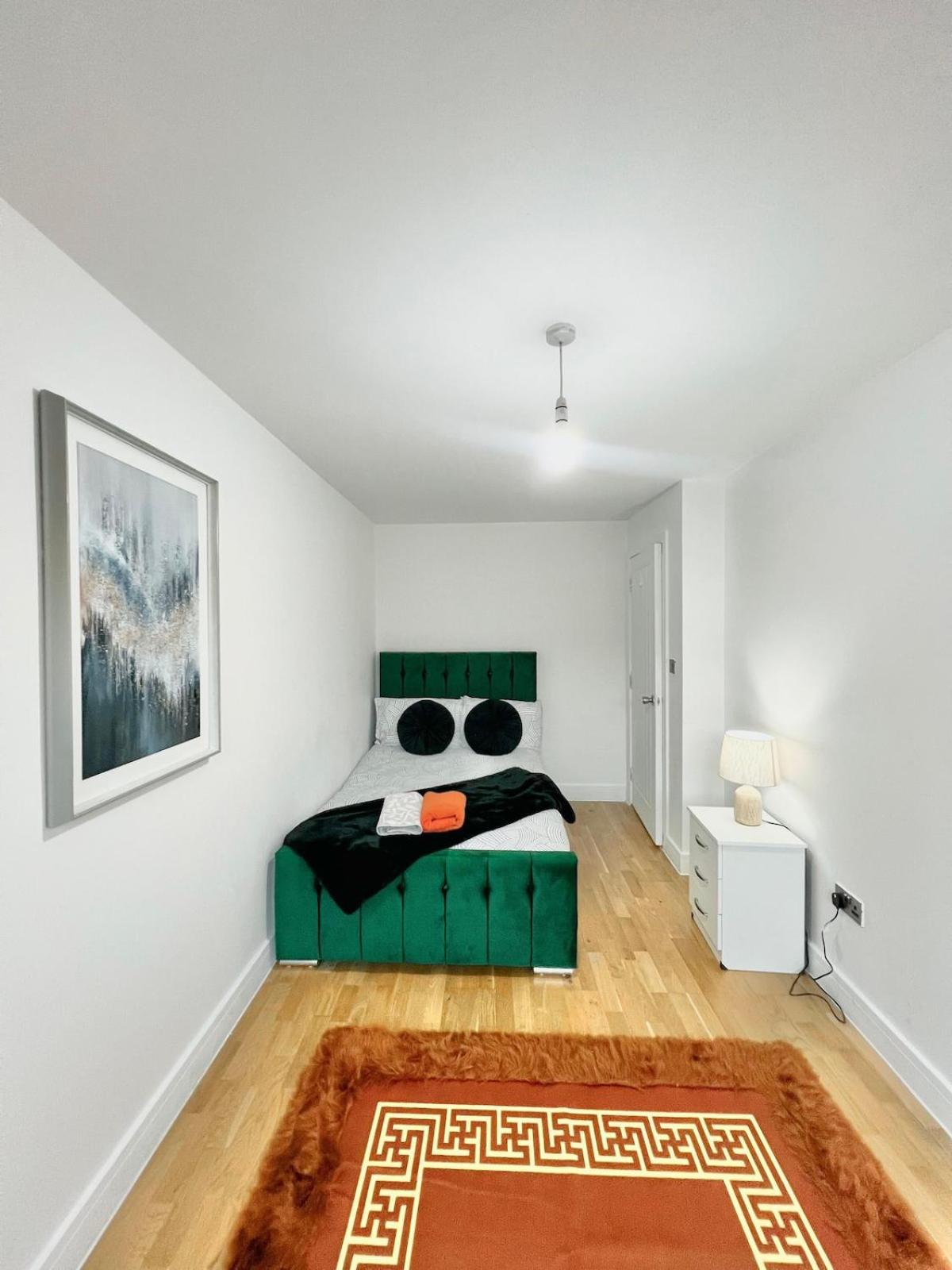 Bright flat in Whitechapel