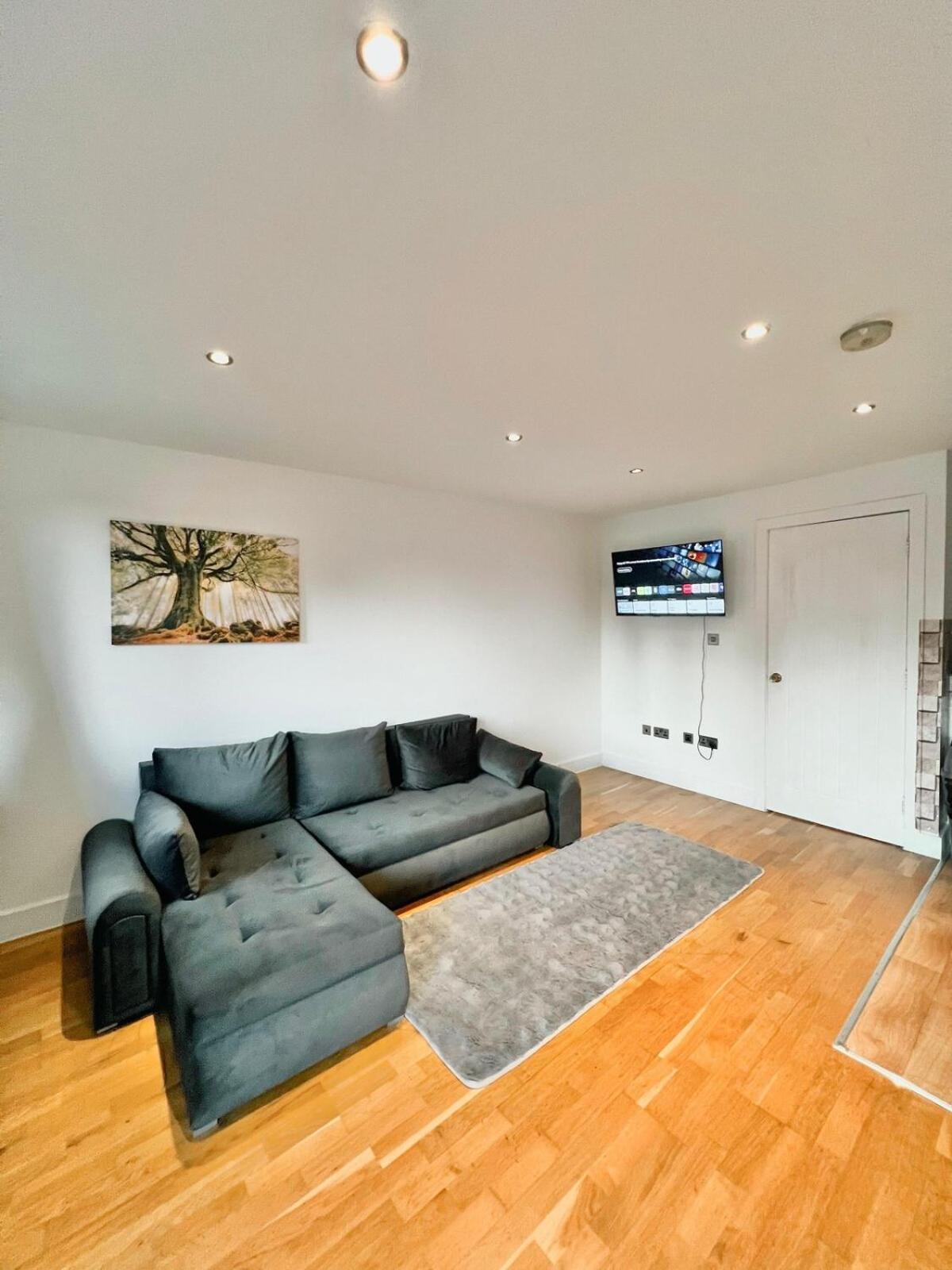 Bright flat in Whitechapel