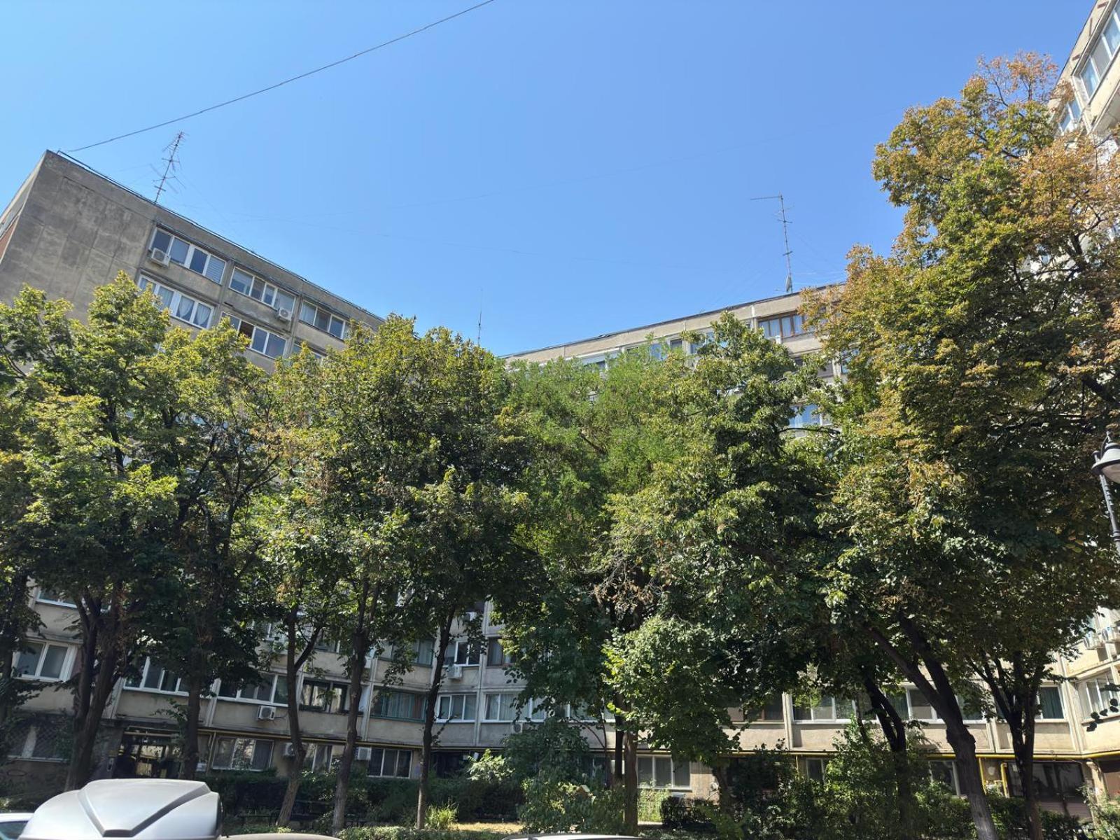 2 bedrooms apart in Cismigiu area - the real center of the city