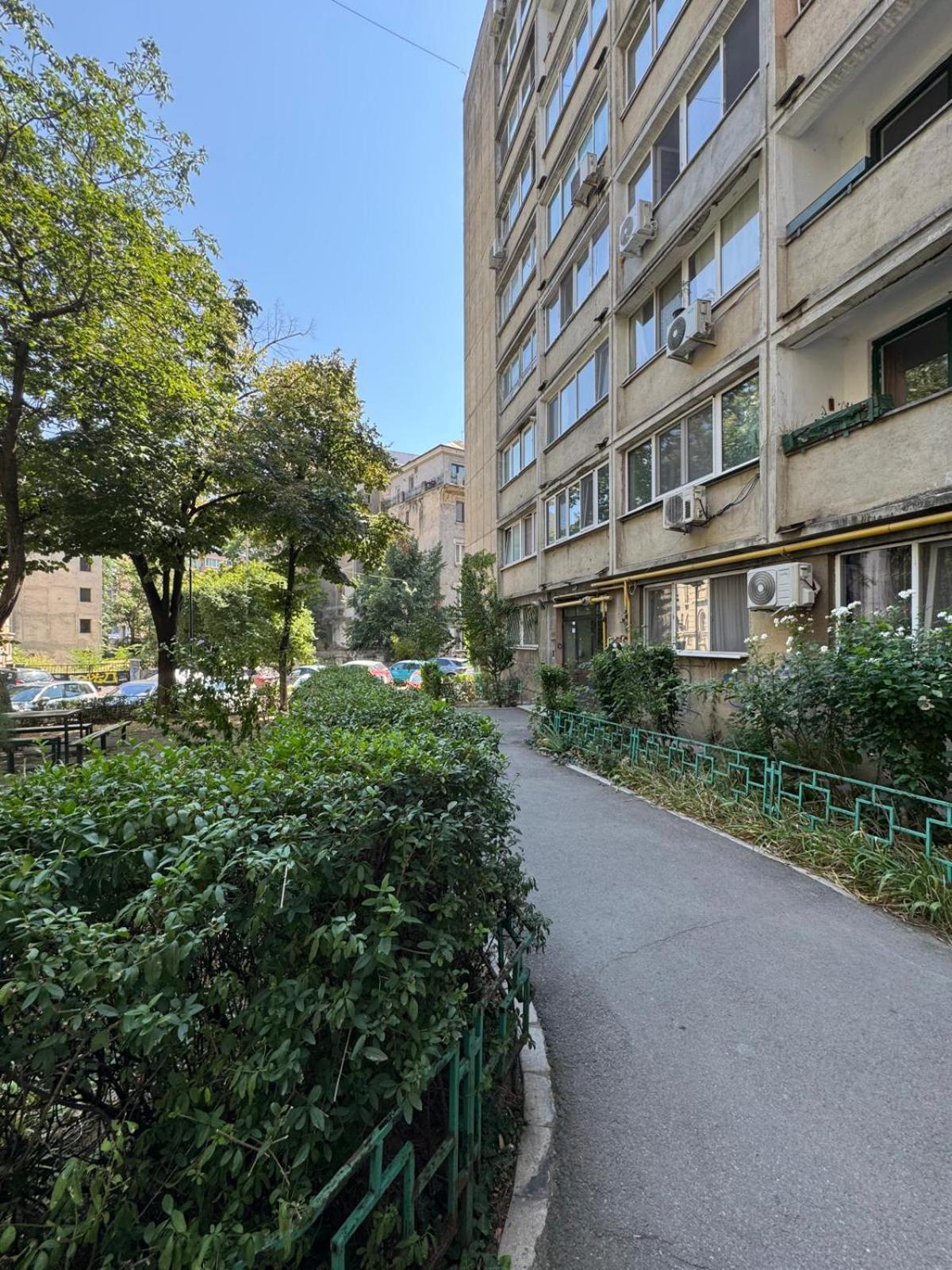 2 bedrooms apart in Cismigiu area - the real center of the city