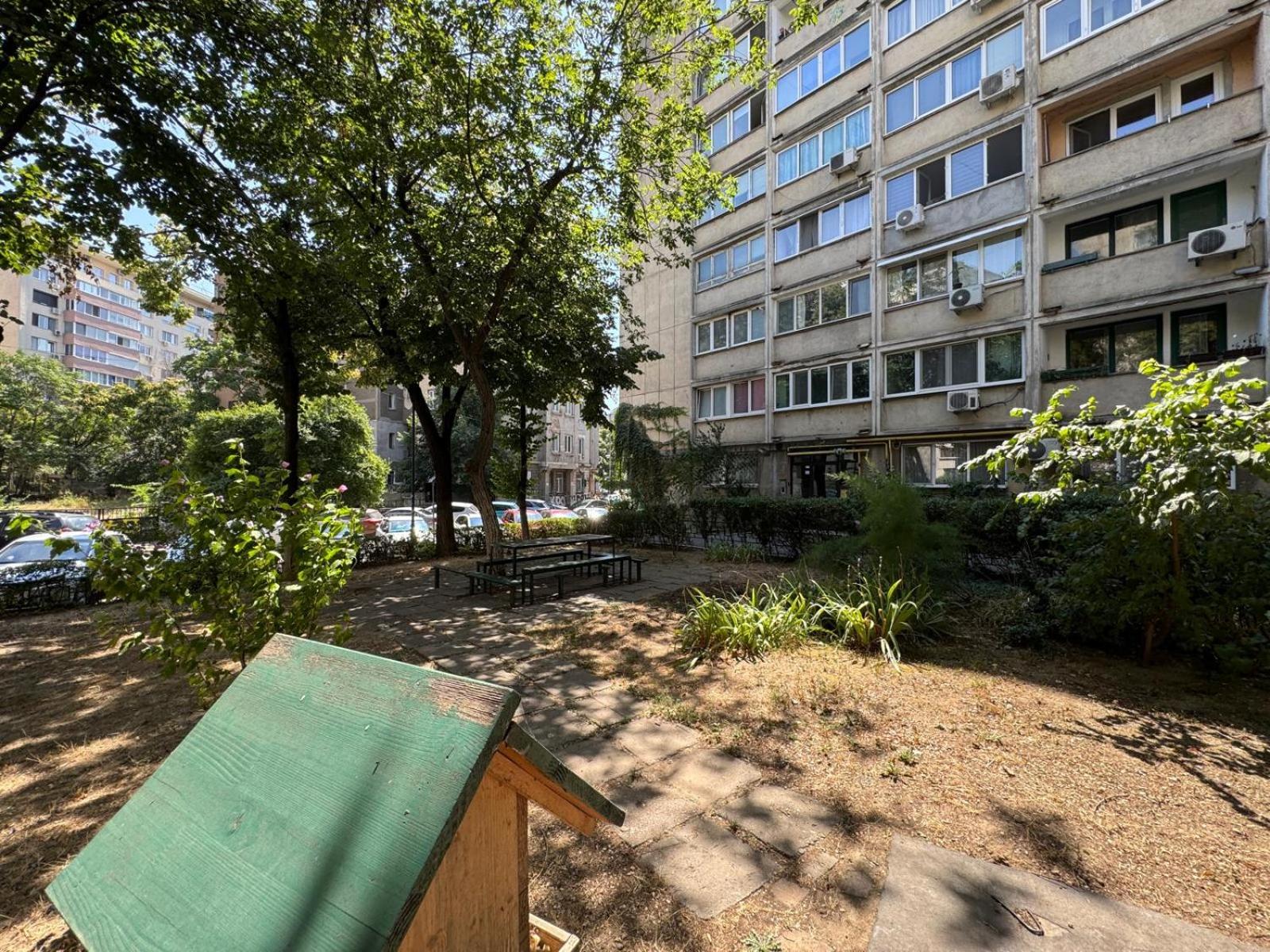 2 bedrooms apart in Cismigiu area - the real center of the city