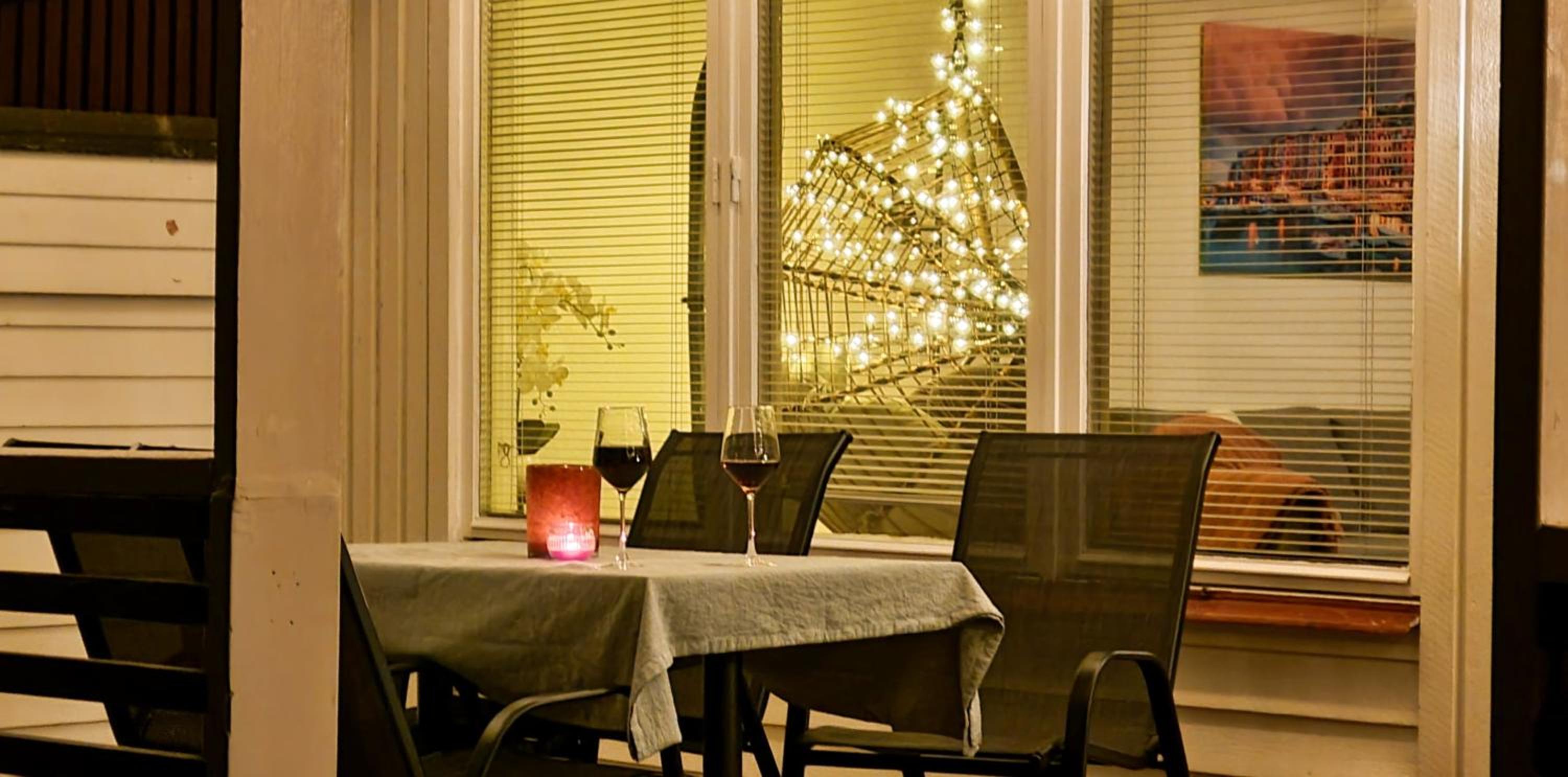 200m to Sweden's Largest Lake - 3BR House & BBQ