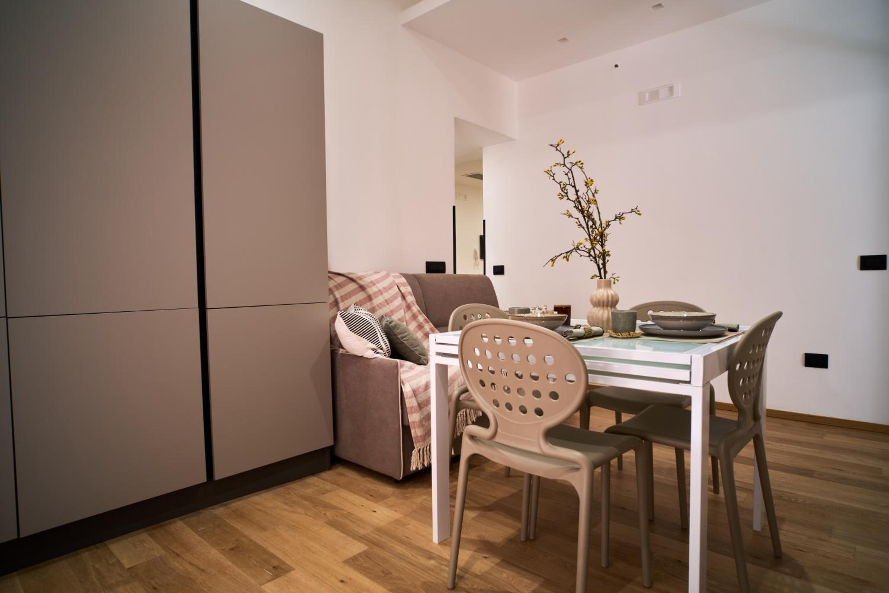 Gelone - Cairoli Apartments