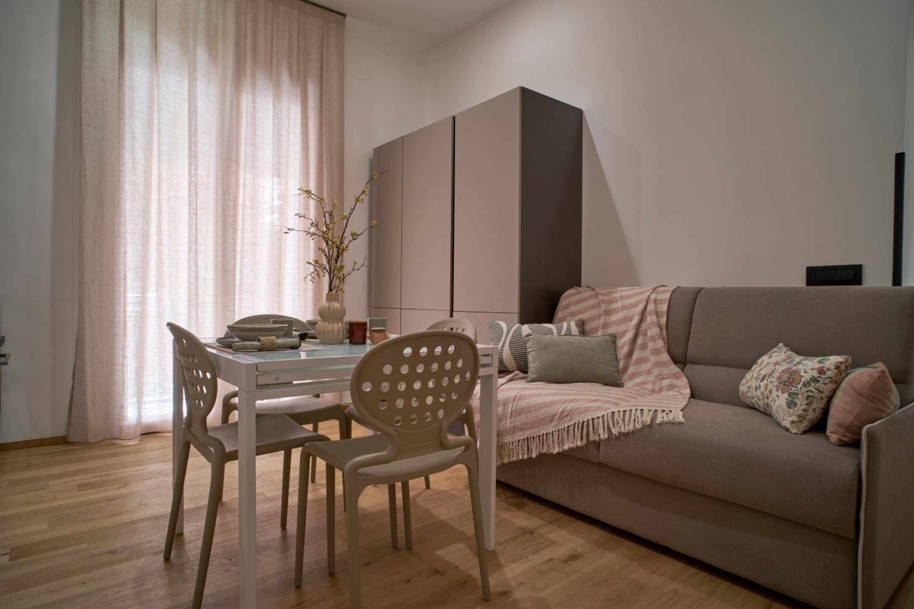 Gelone - Cairoli Apartments