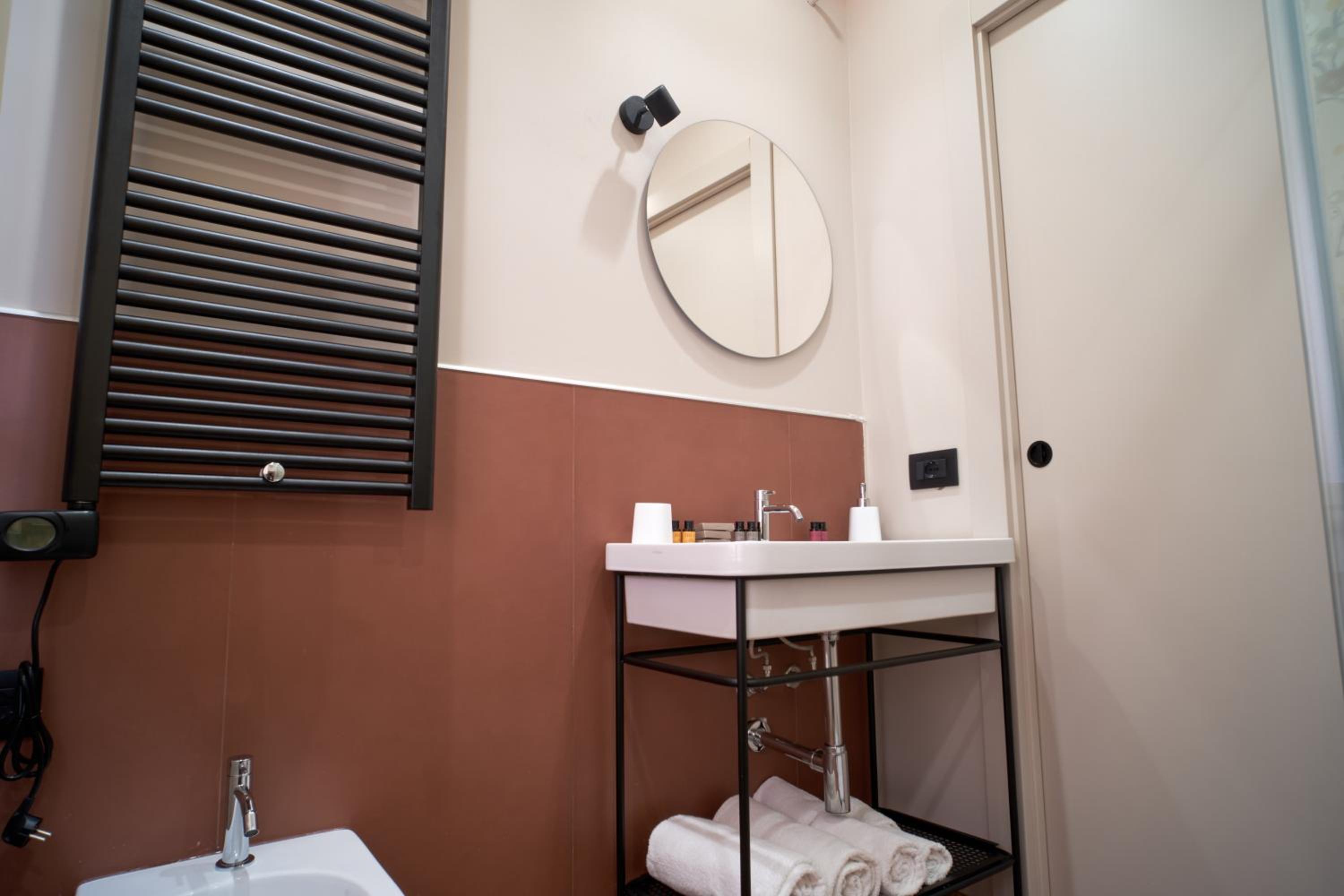 Gelone - Cairoli Apartments