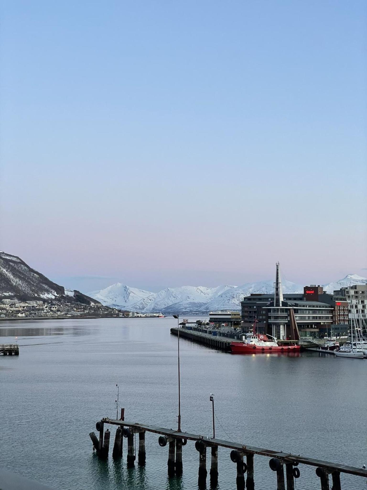 Nordic modern apartment with sea view