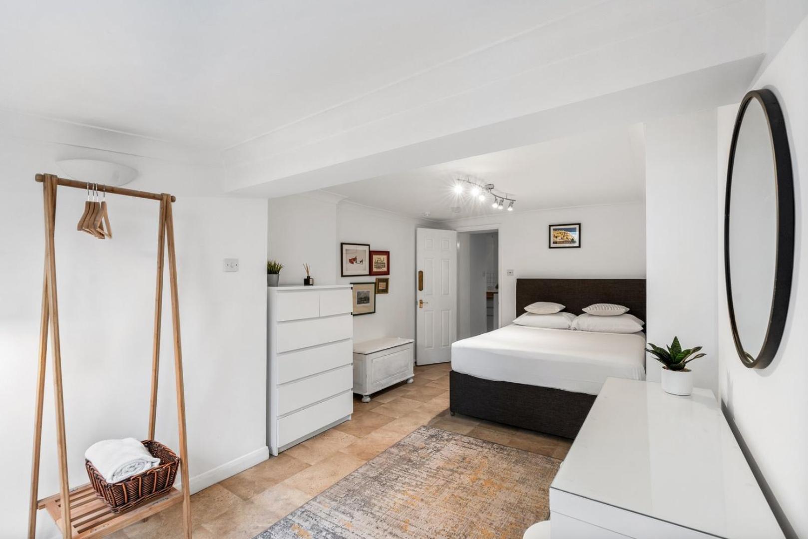 Brighton & Bliss – A Stylish City Getaway